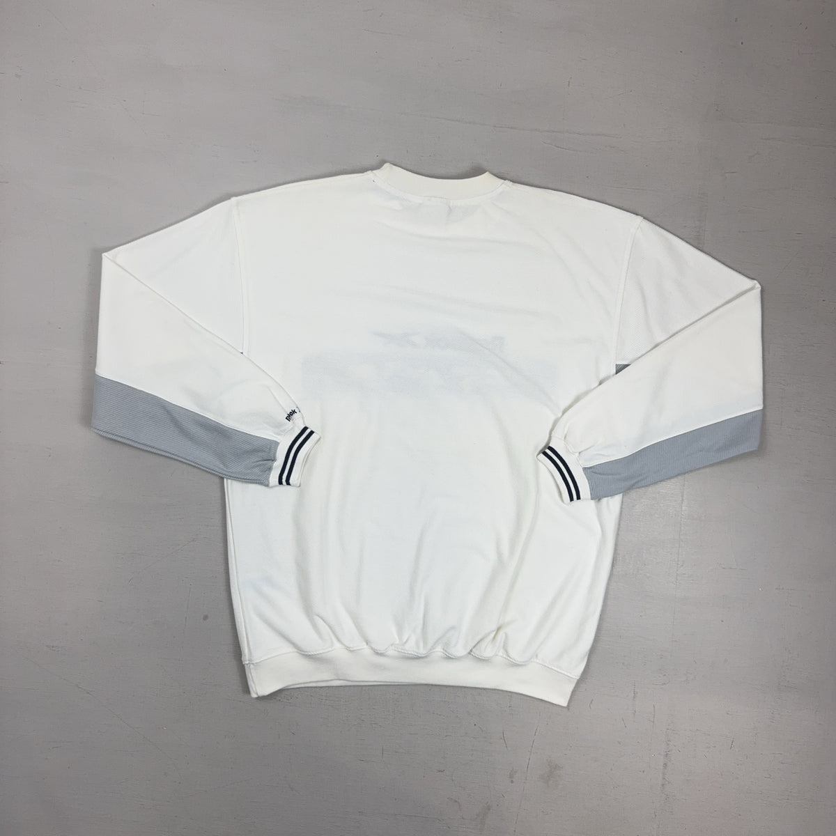 Vintage Reebok White Sweatshirt (M)