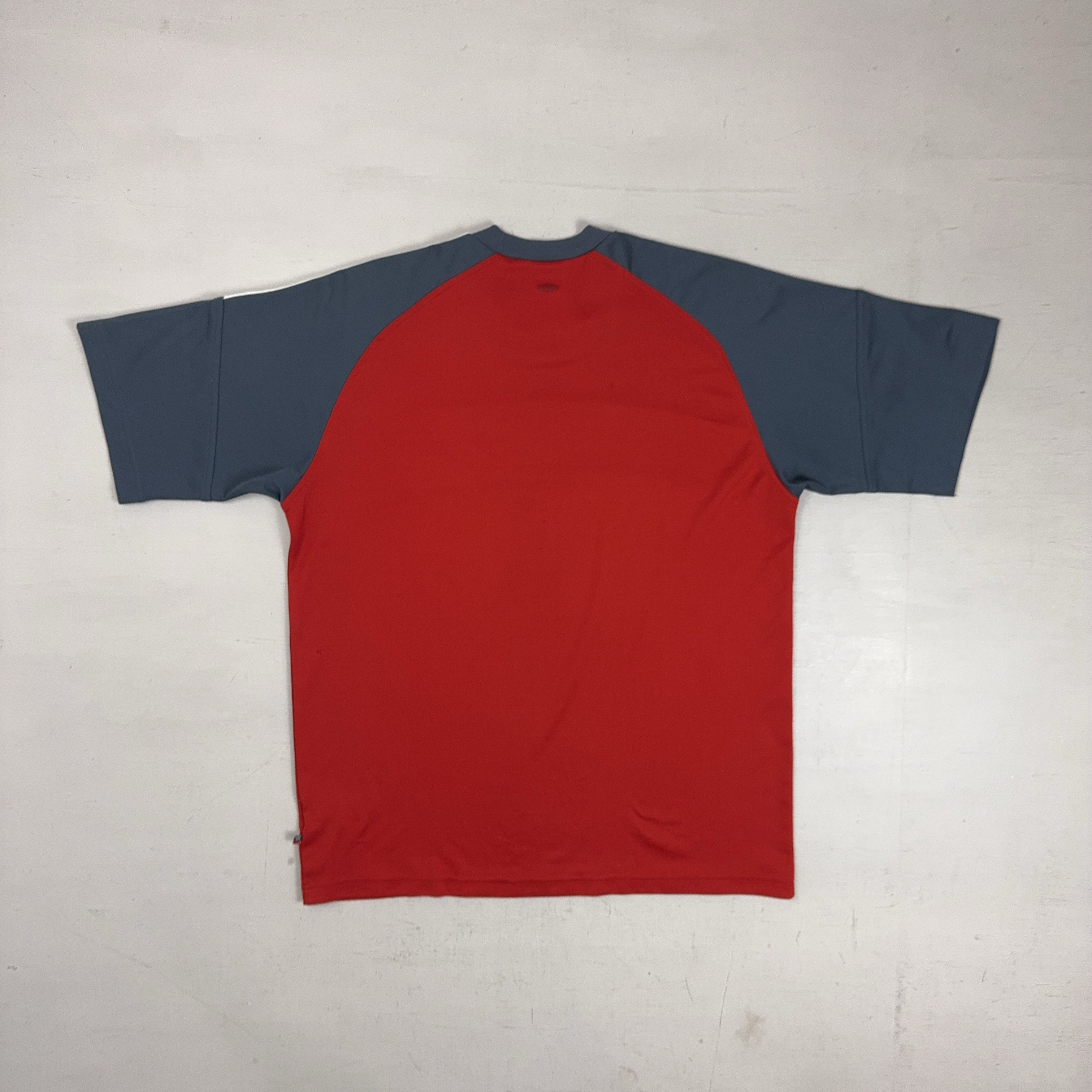 Vintage Adidas Red T-shirt (L)