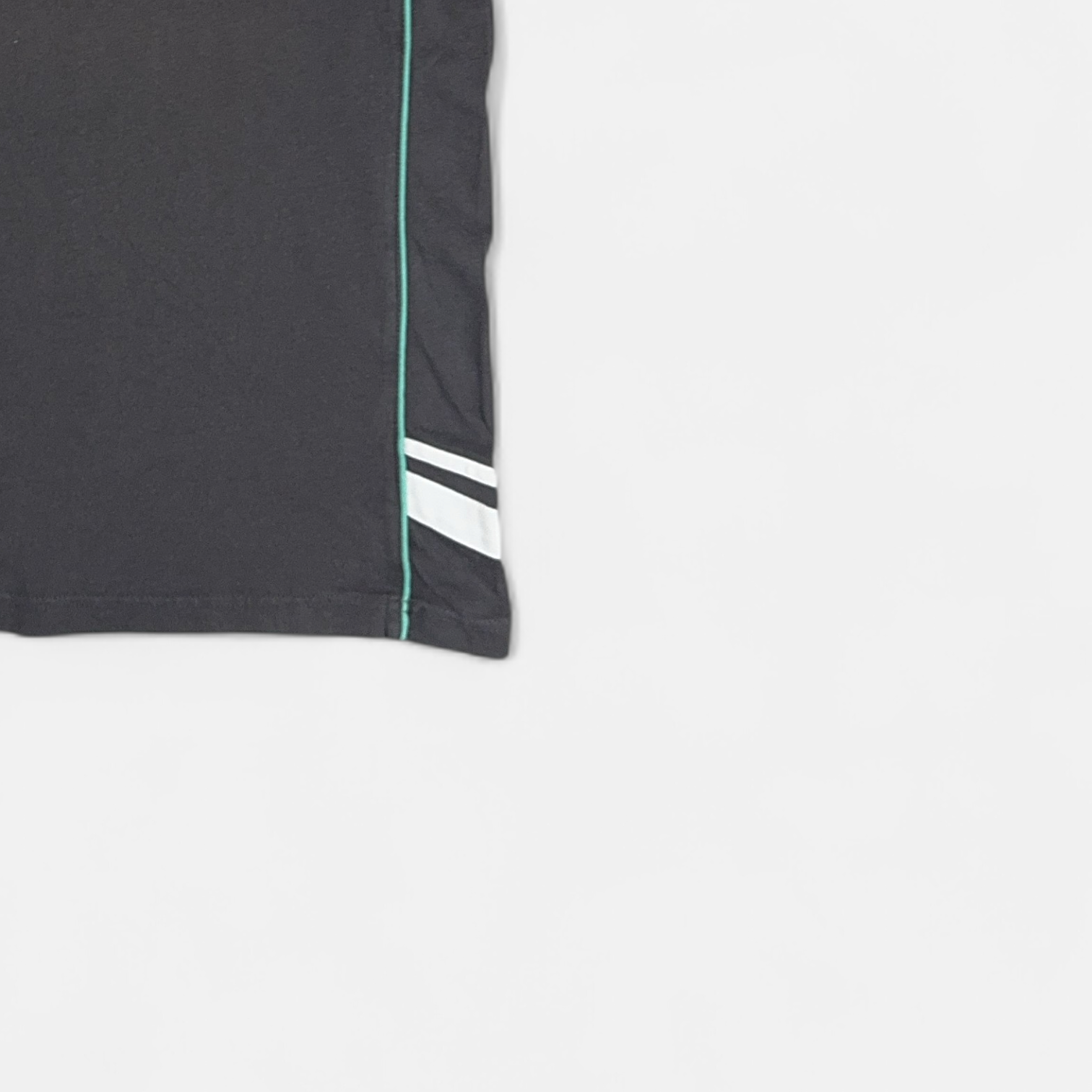Vintage Nike Black T-shirt (L) detail