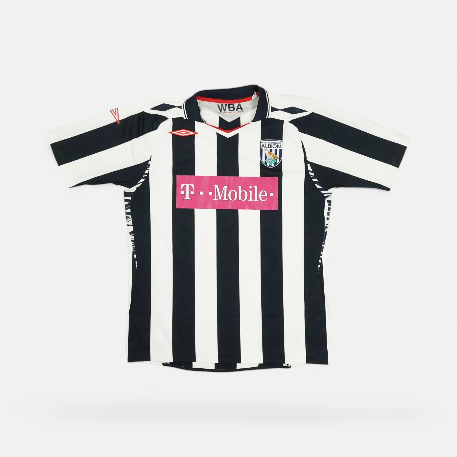 West Bromwich Albion Umbro Home Jersey (M)