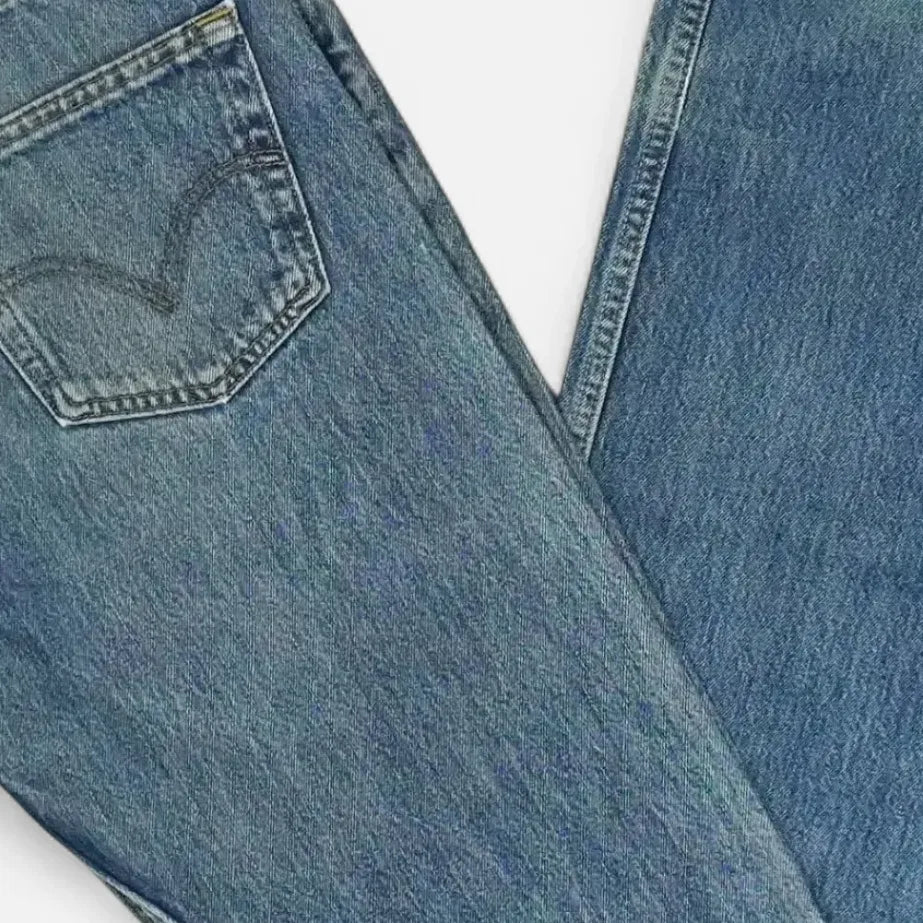 Vintage Blue Levis Trousers (32 X 36)