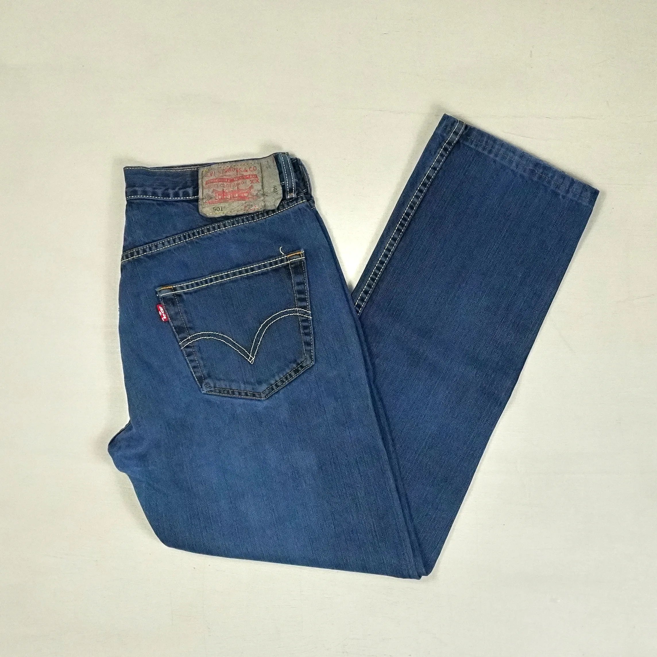 Levi's Vintage Blue Jeans ( 30 X 28 )
