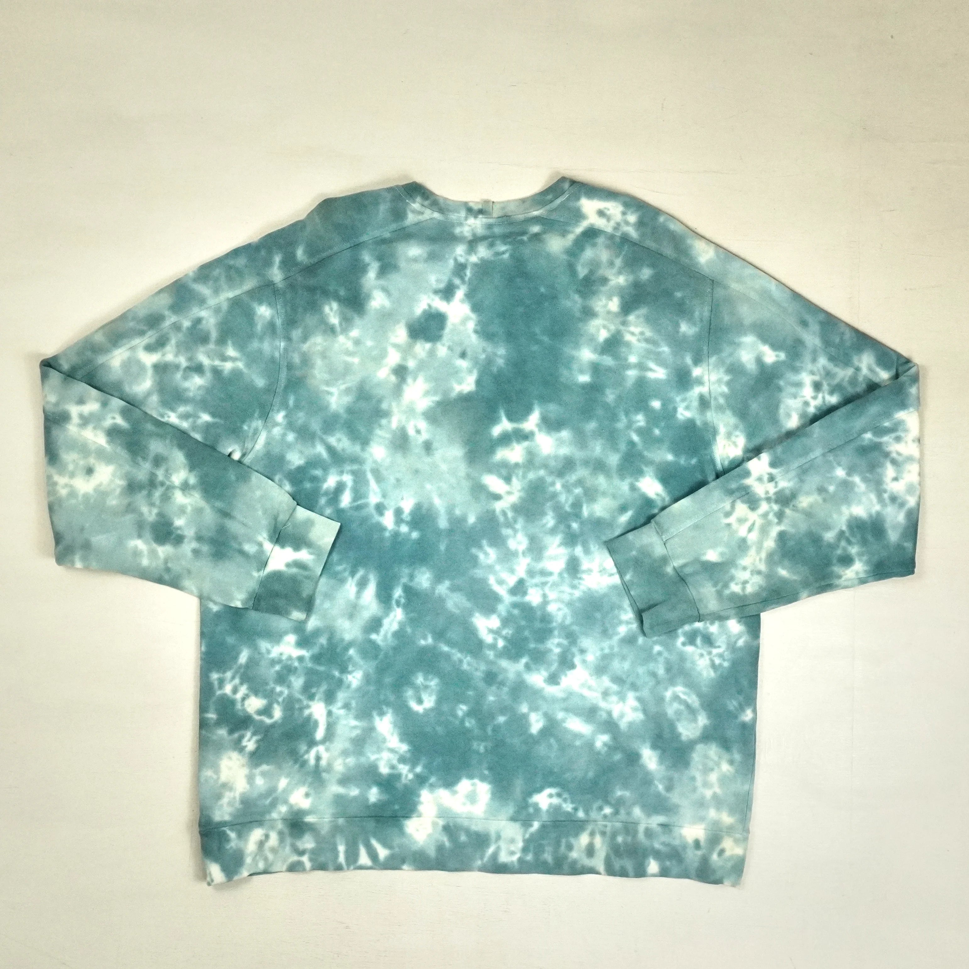 Vintage Adidas Blue And White Tie Dye Sweatshirt (XL)