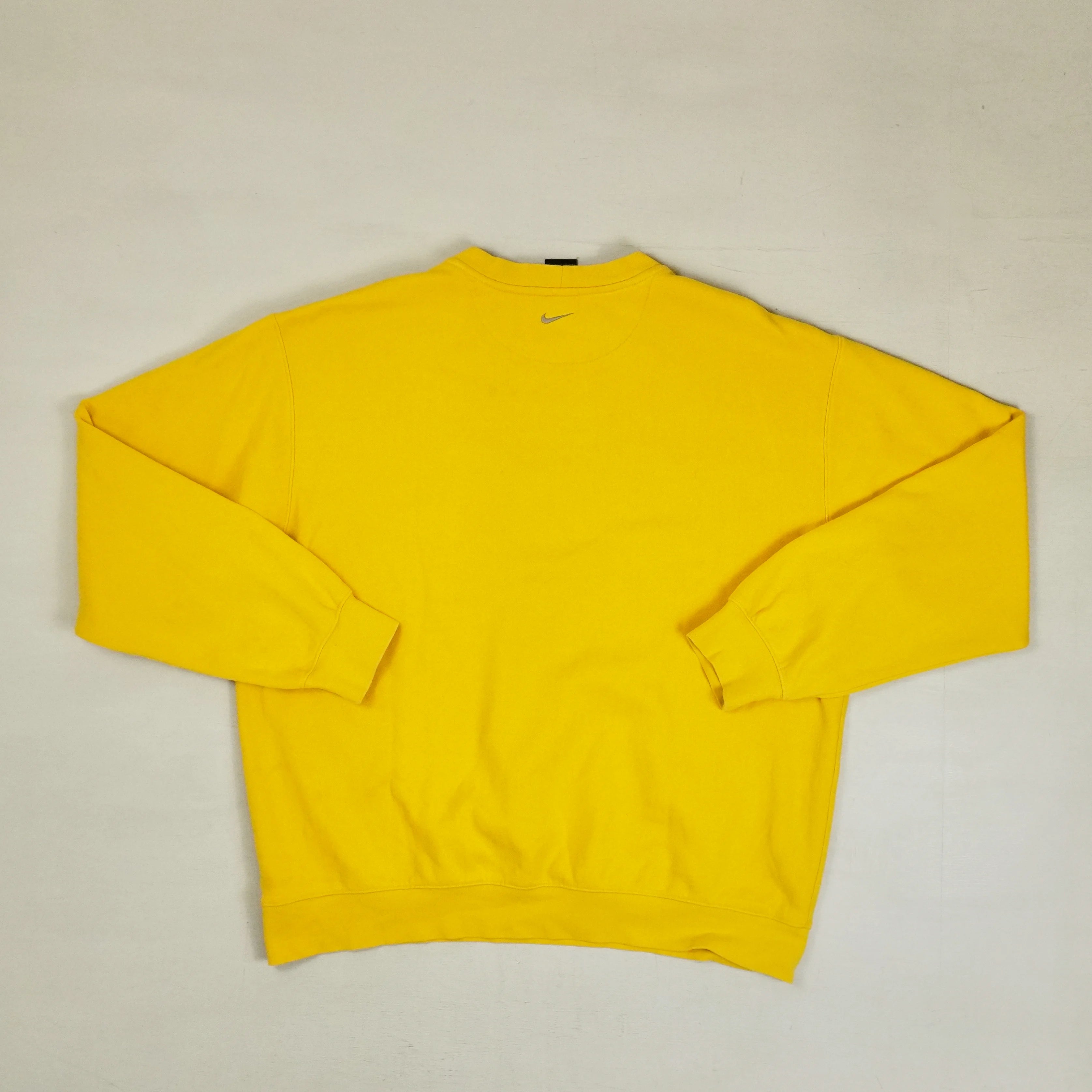 Vintage Nike Yellow Crewneck sweatshirt (XL)