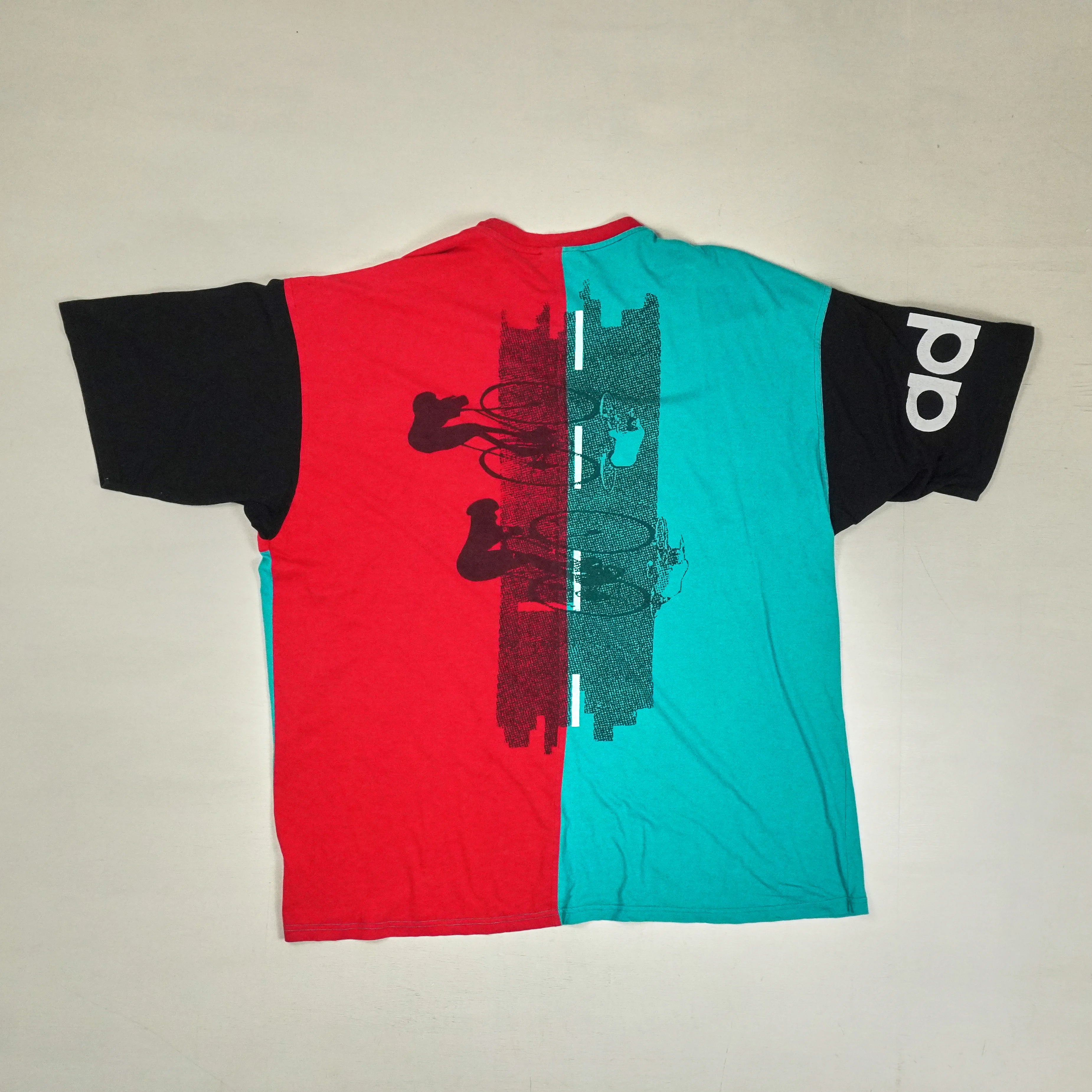 Vintage Adidas Red T-shirt (XXL)