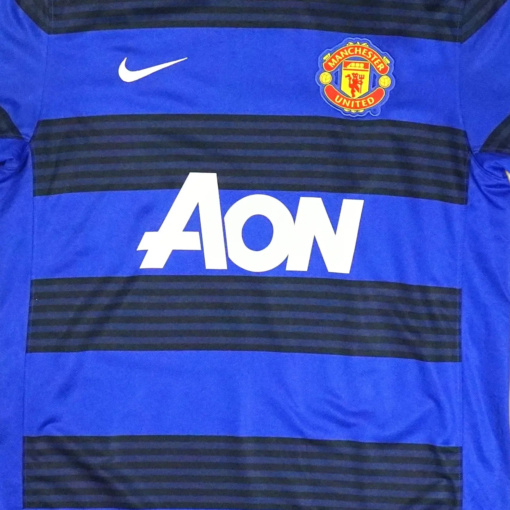 Manchester United 2011-2012 Nike Away Jersey (M)