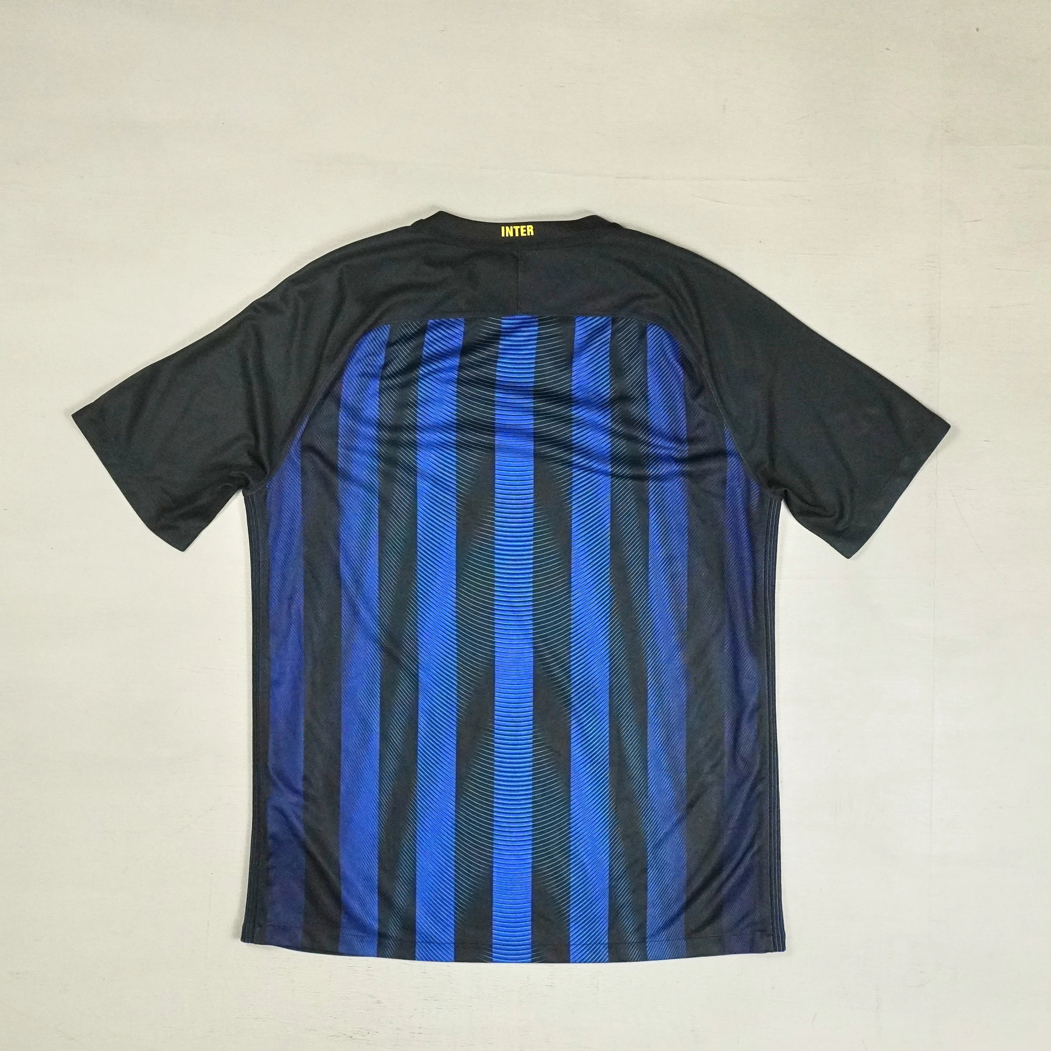Inter Milan 2016-2017 Nike Home Jersey (M)