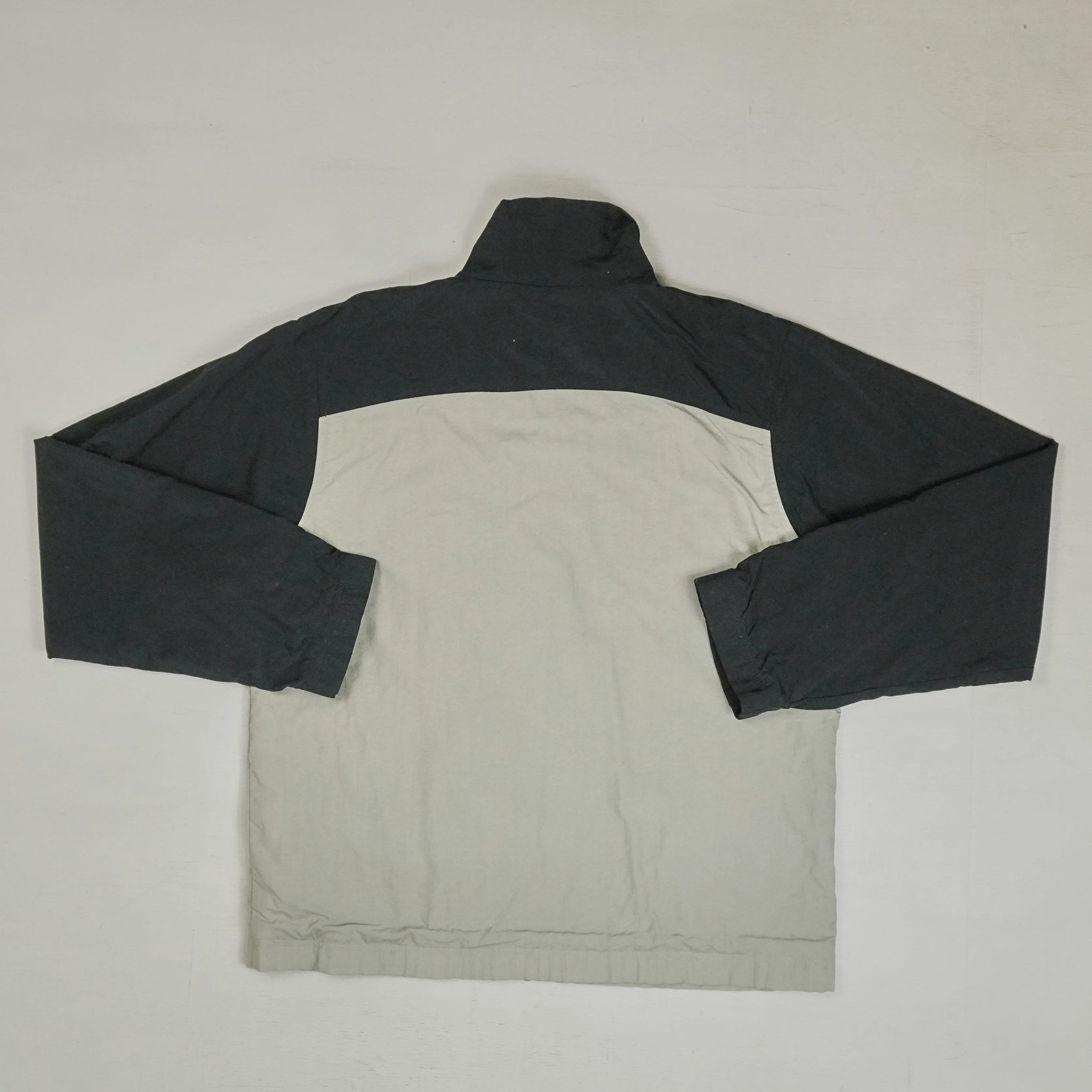 Vintage Nike Grey track jacket (M)