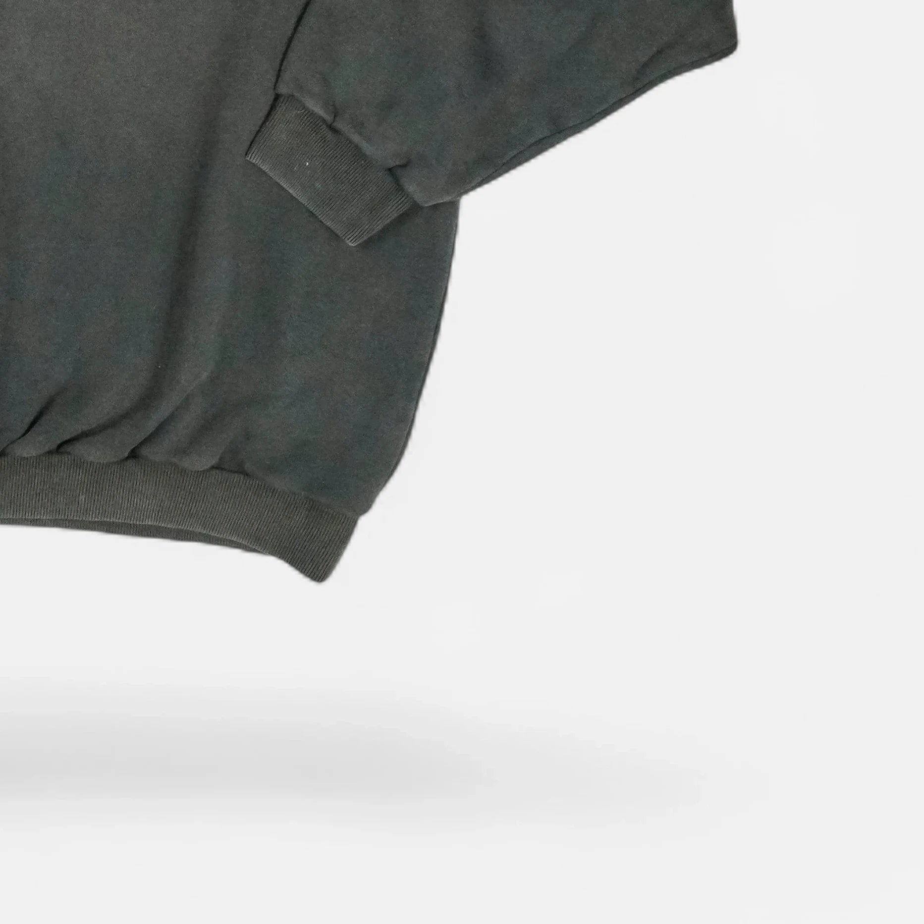 Vintage Adidas Black sweatshirt (L)