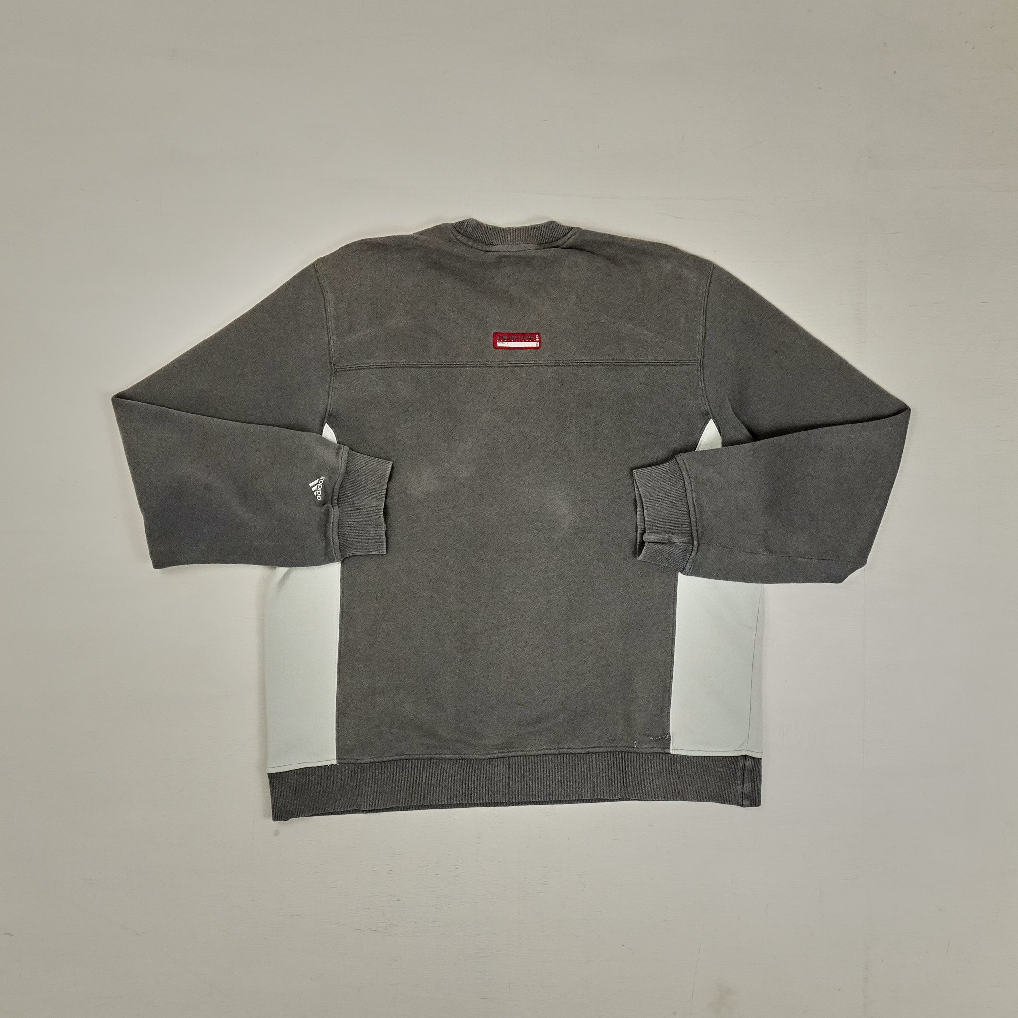Vintage Adidas Grey Sweatshirt (L)