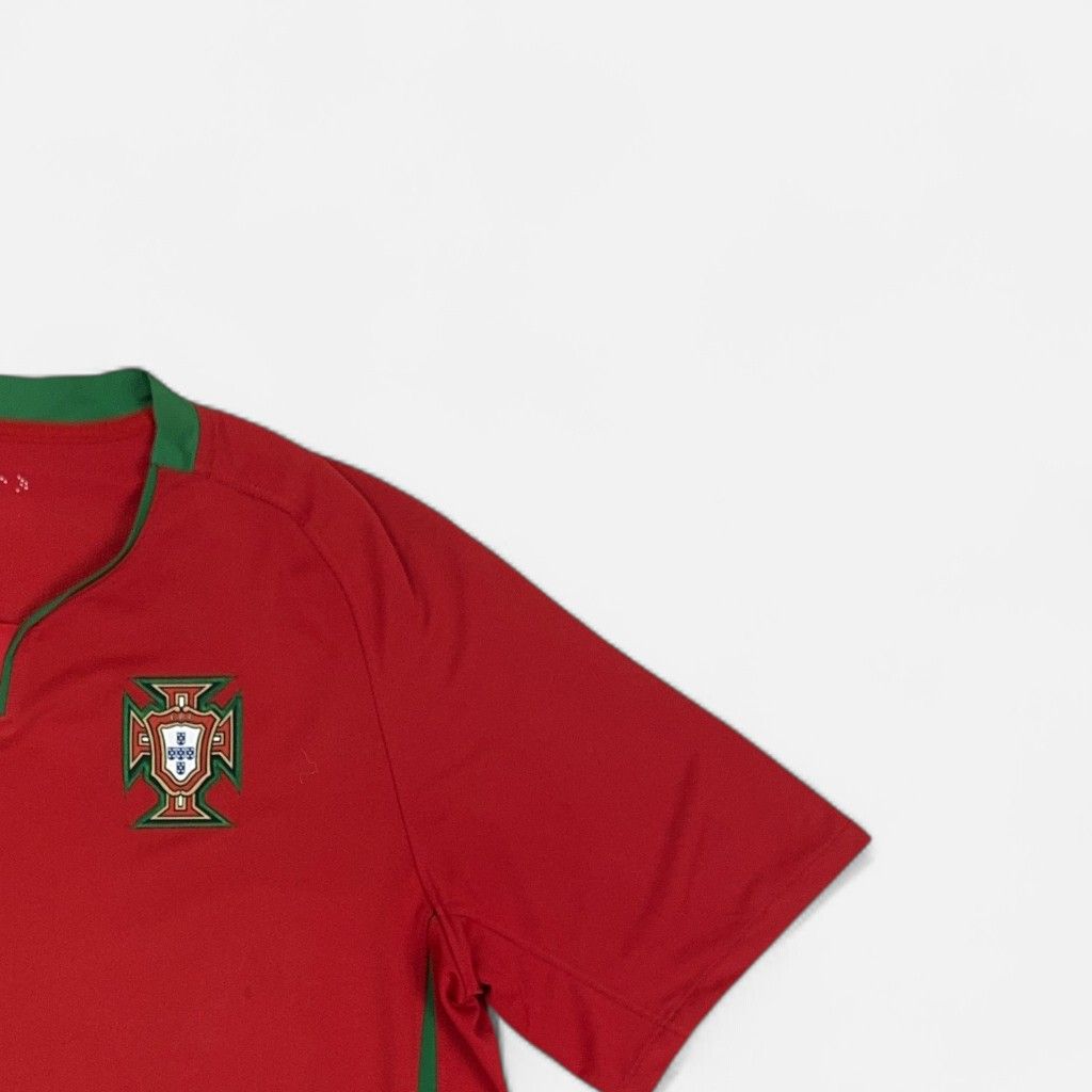 Portugal Guilou 2008/10 Nike Jersey (L)
