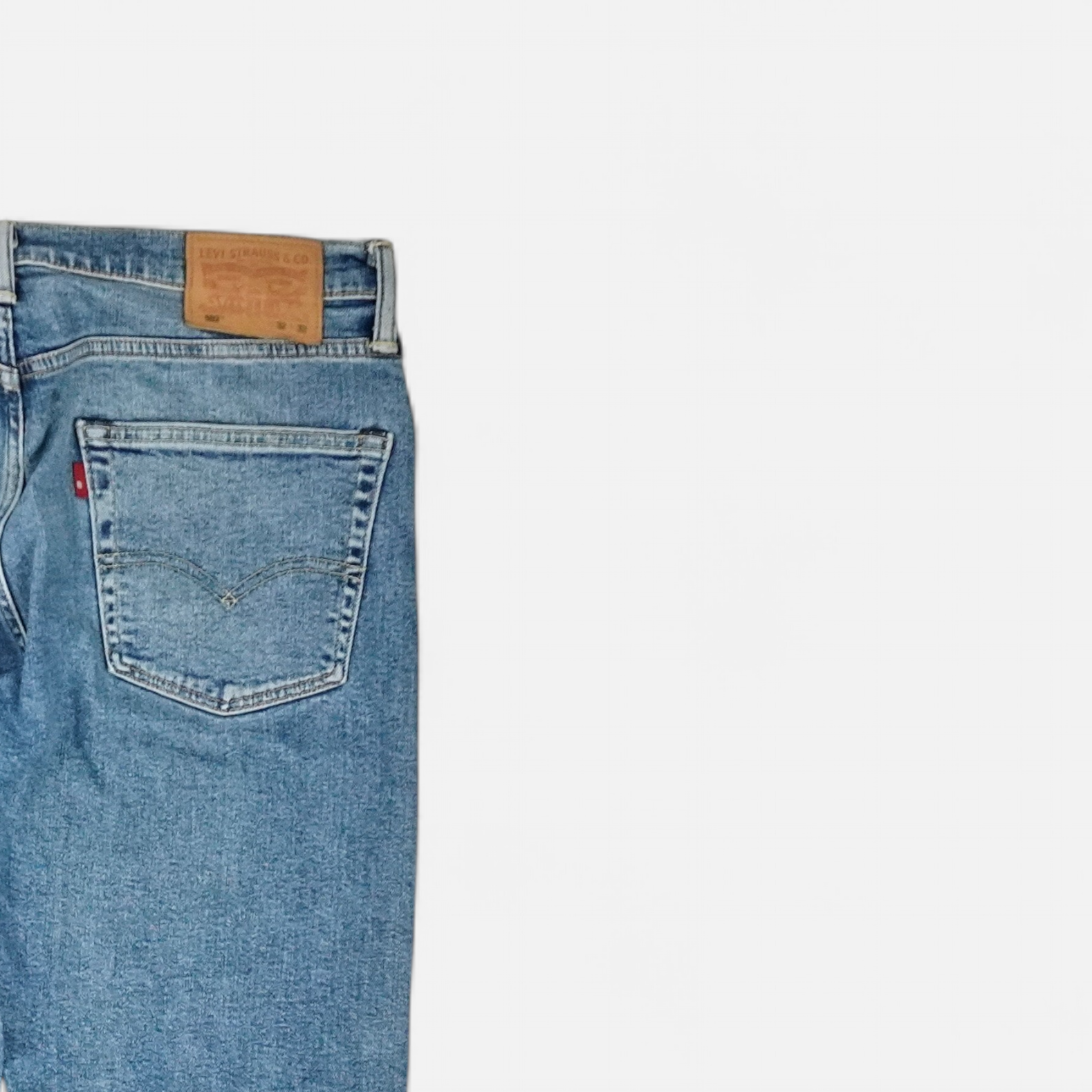 Vintage Levi's Blue Jeans (W32 L32)