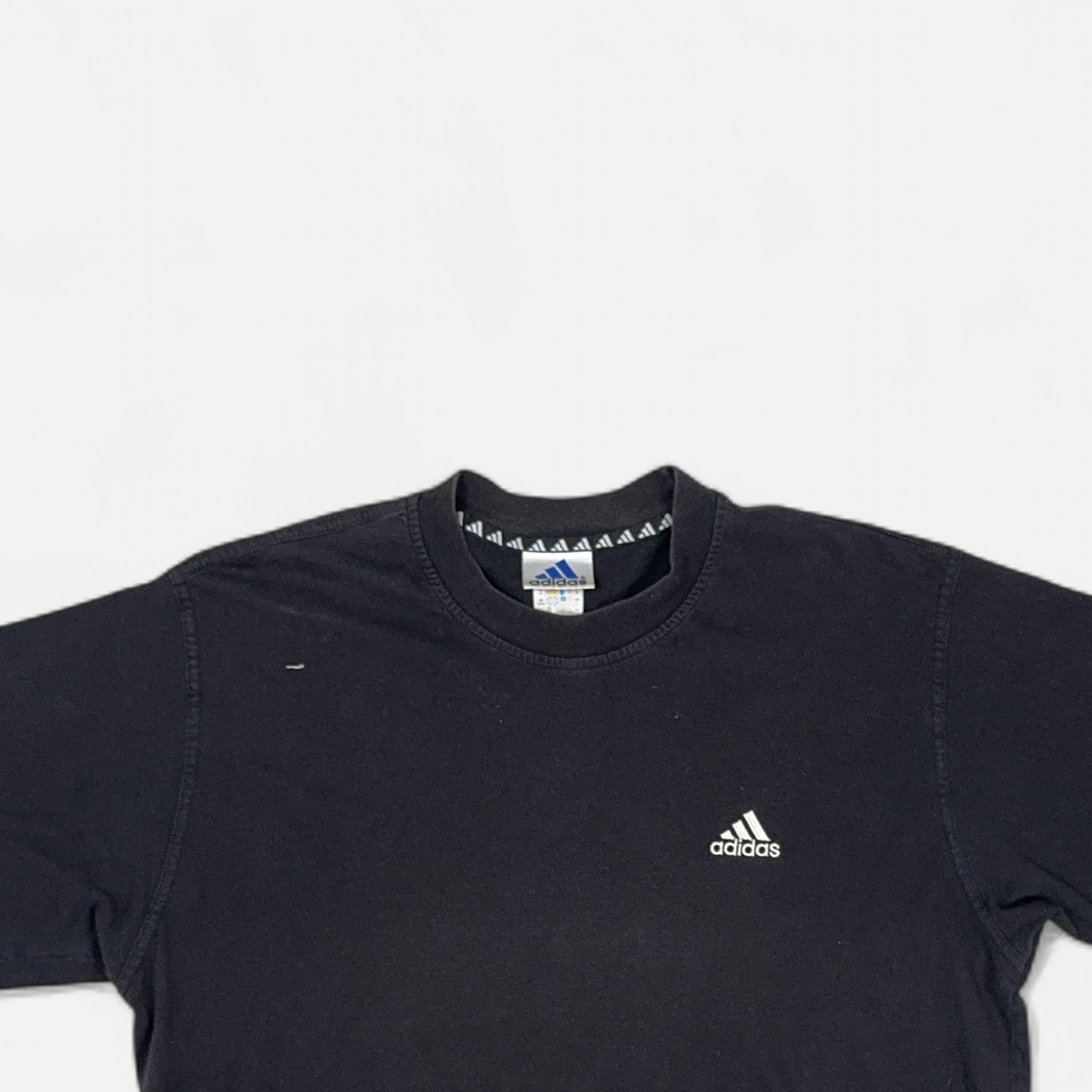 Vintage Adidas Black T-shirt (L) detail