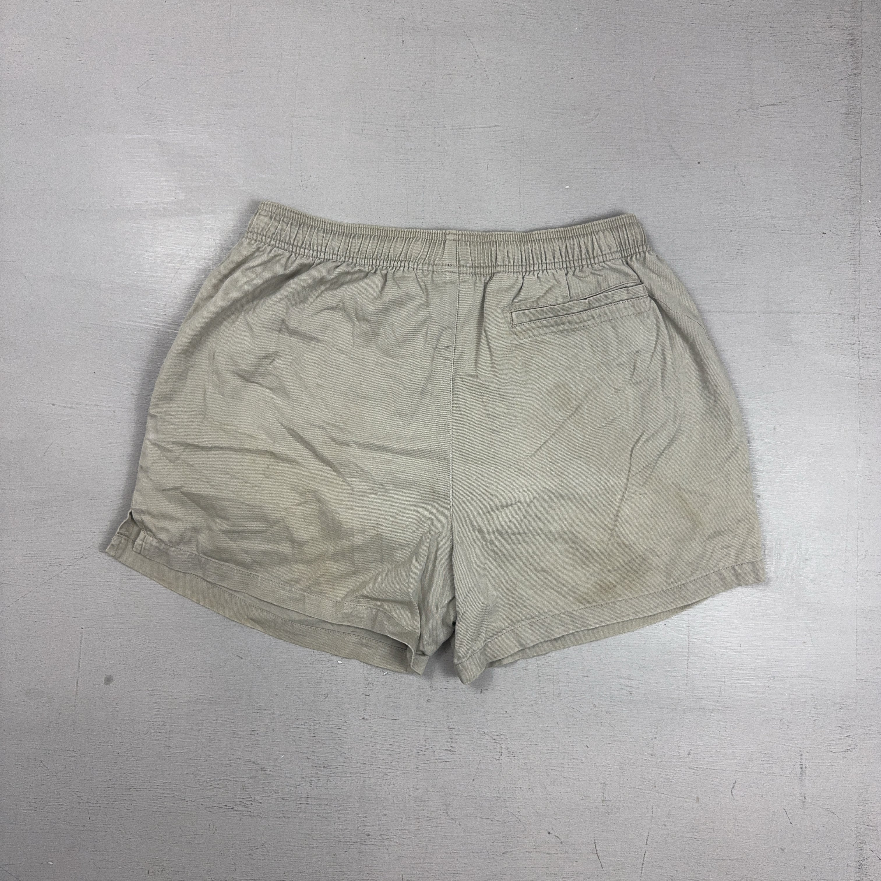 Vintage Nike Grey Shorts (M)