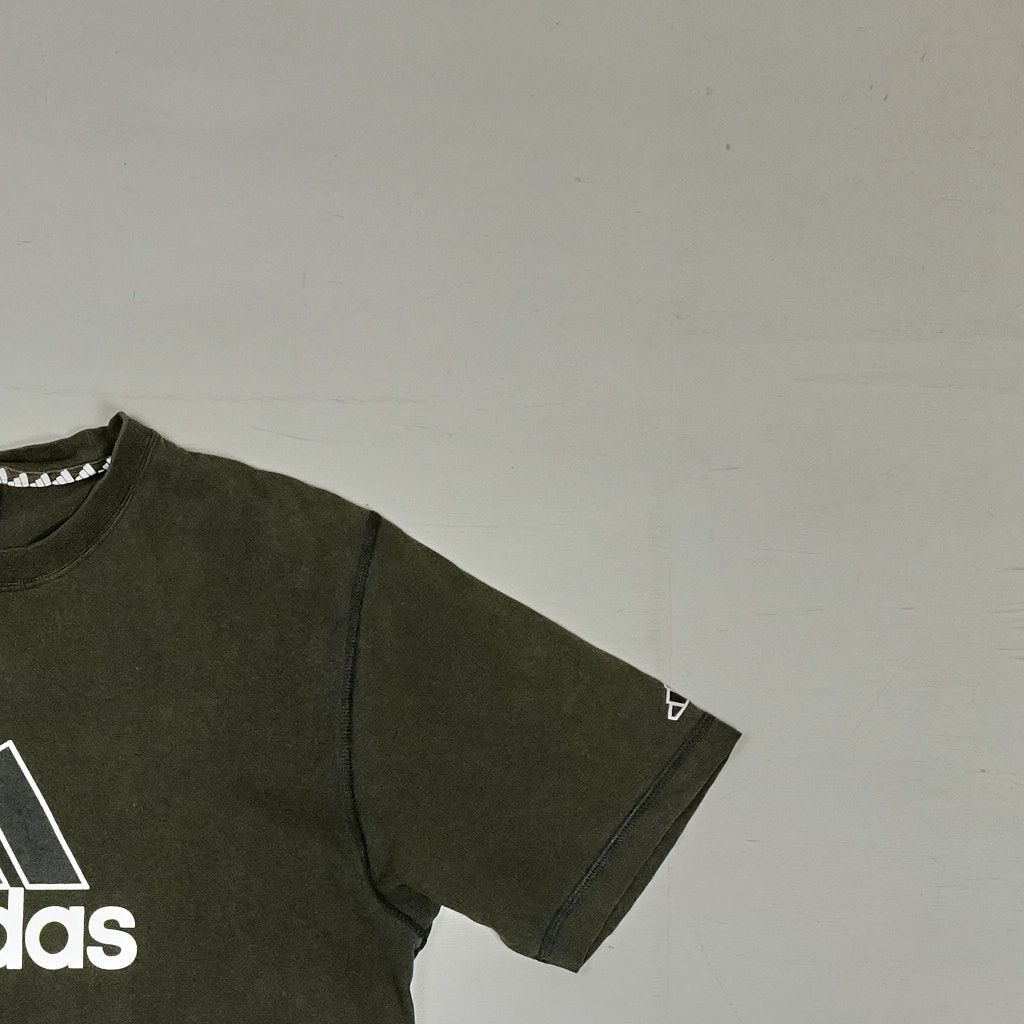 Vintage Adidas Green T-shirt (L)