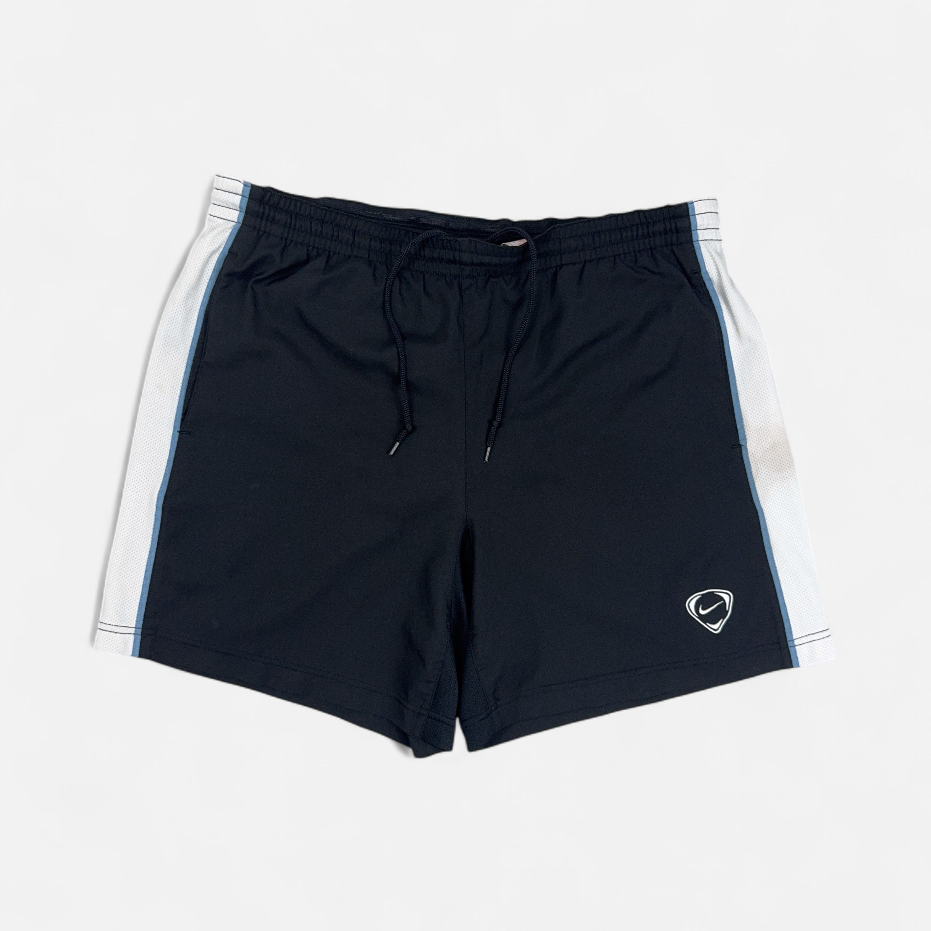 Vintage Nike Black Shorts (M)