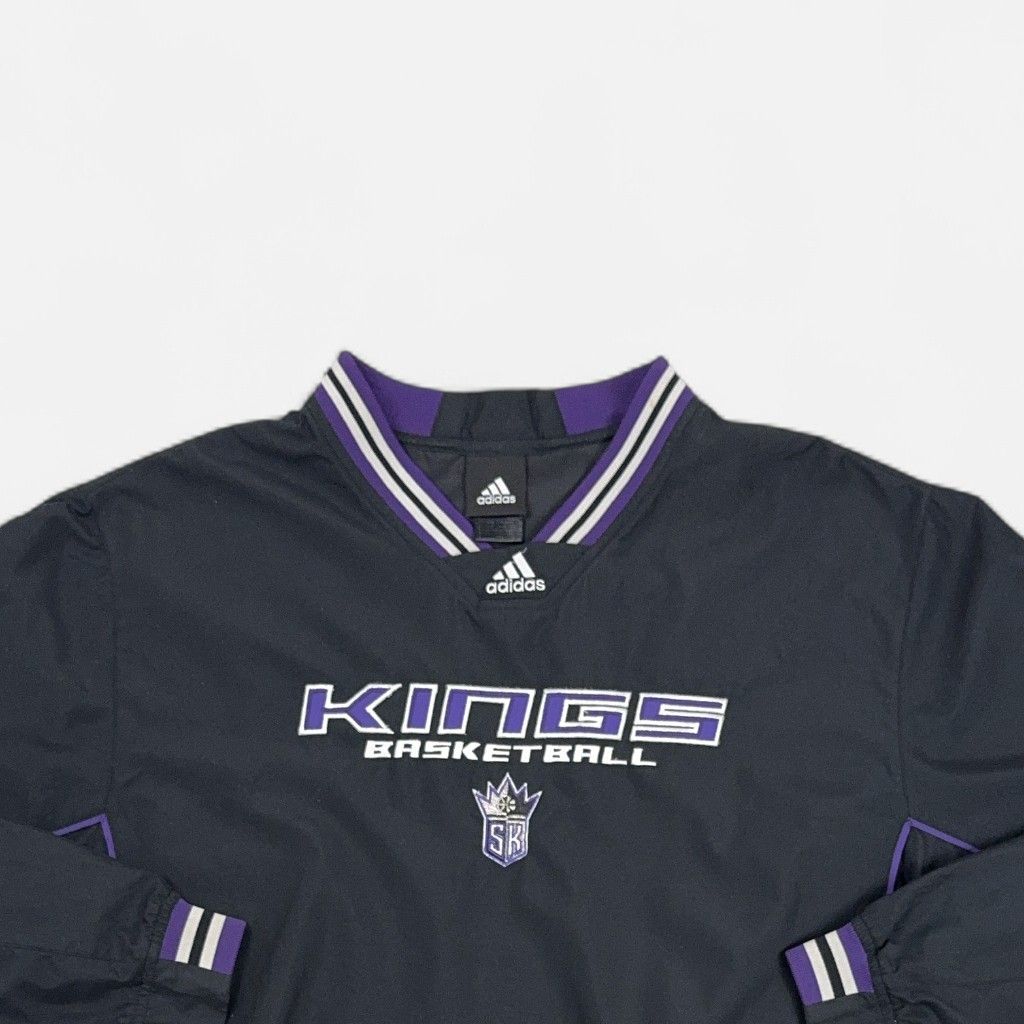 Vintage Adidas Black Sacramento Kings Pullover (L)