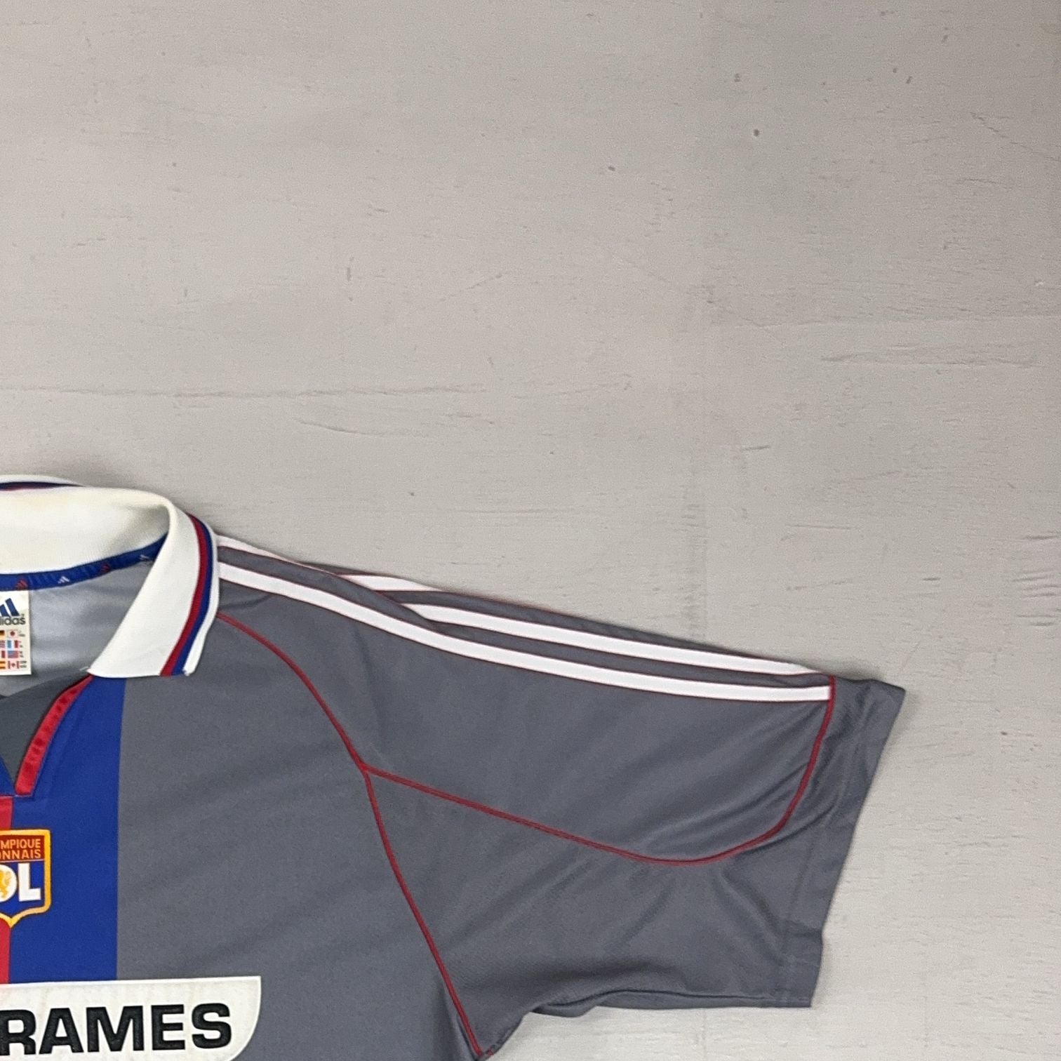 Olympique Lyonnais 2000-01 Adidas Home Jersey (XL)