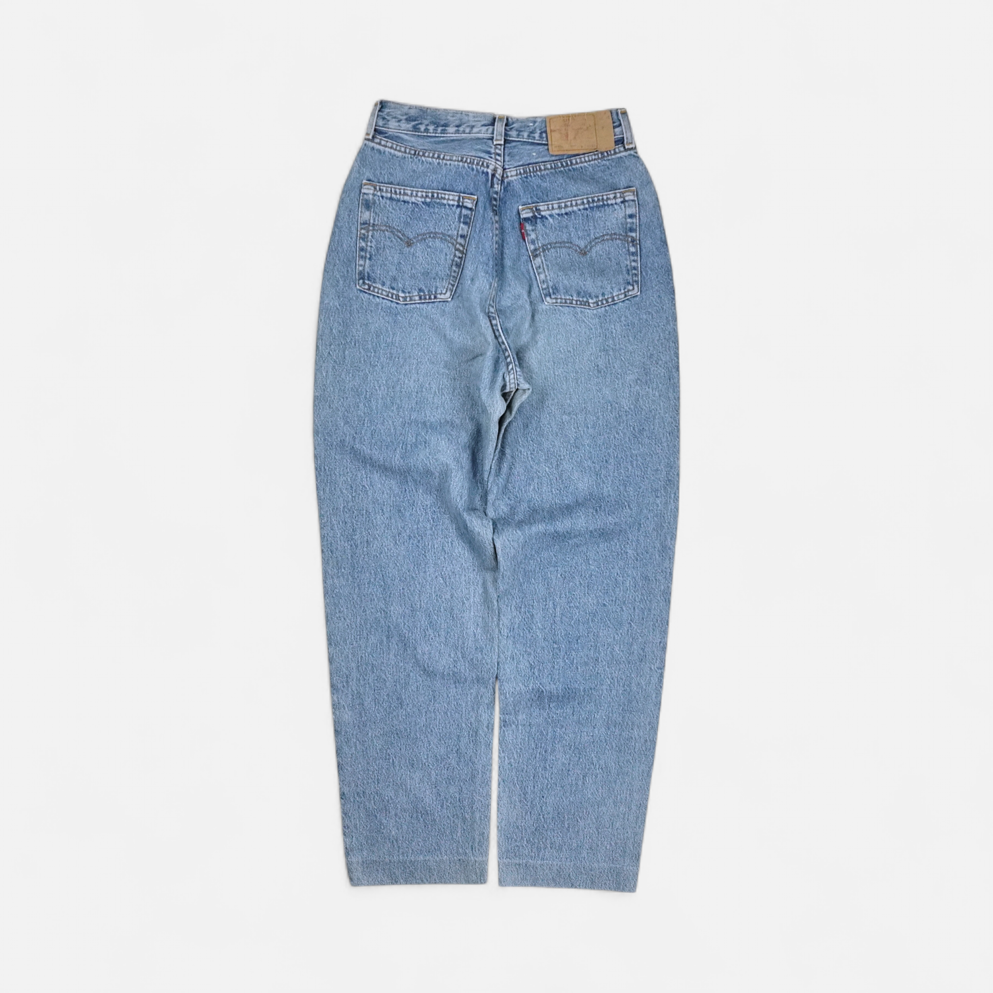 Vintage Levi's Blue Jeans (W31 L32)