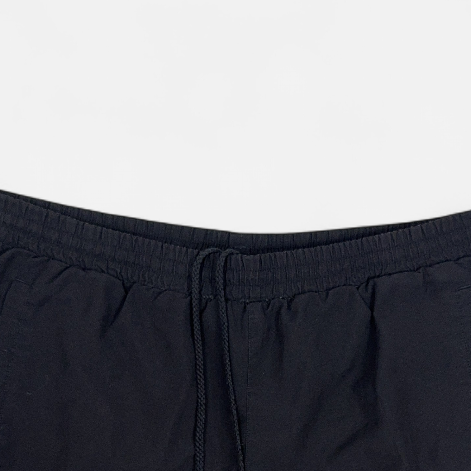 Vintage Adidas Black Shorts (L) detail