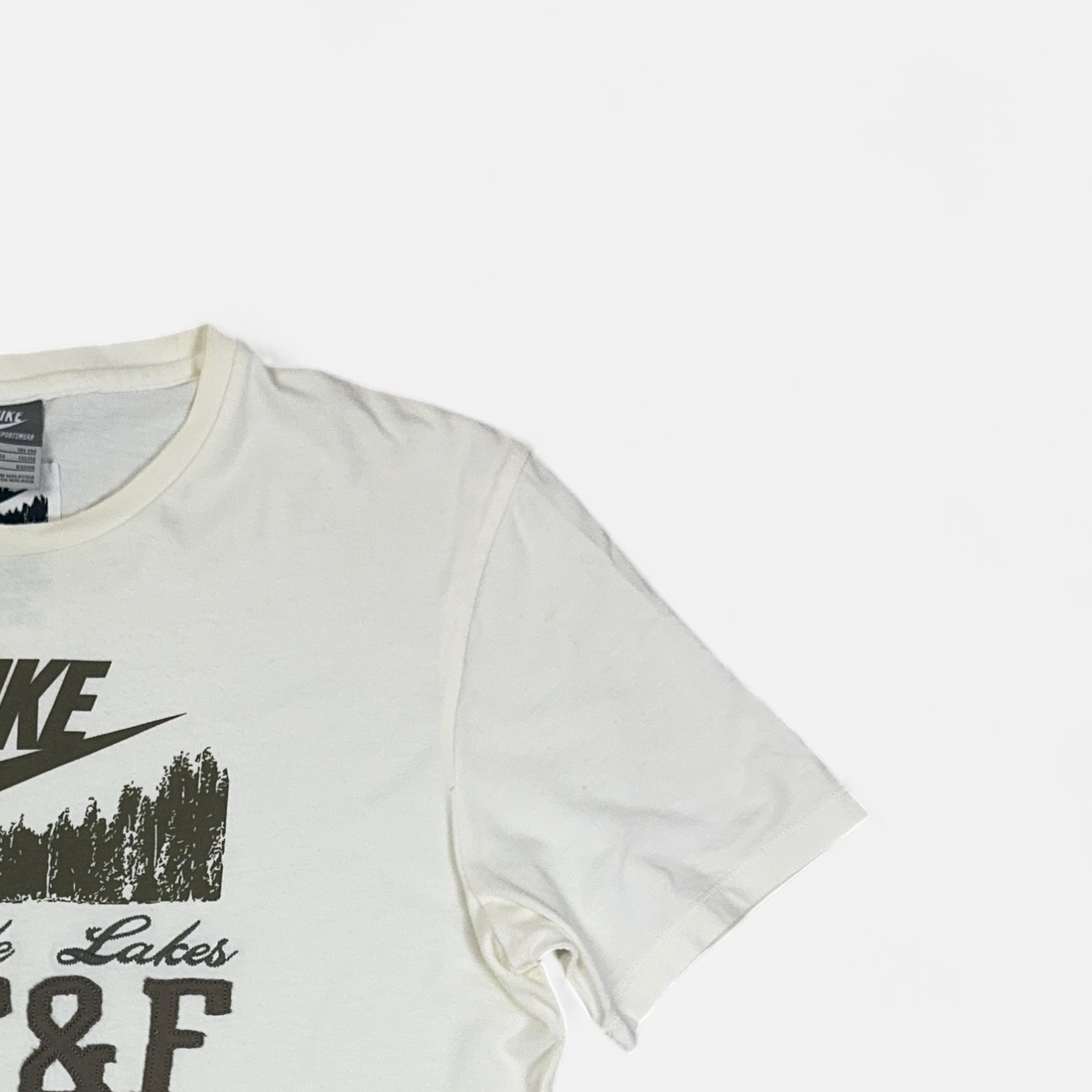 Vintage Nike White T-shirt (L) detail