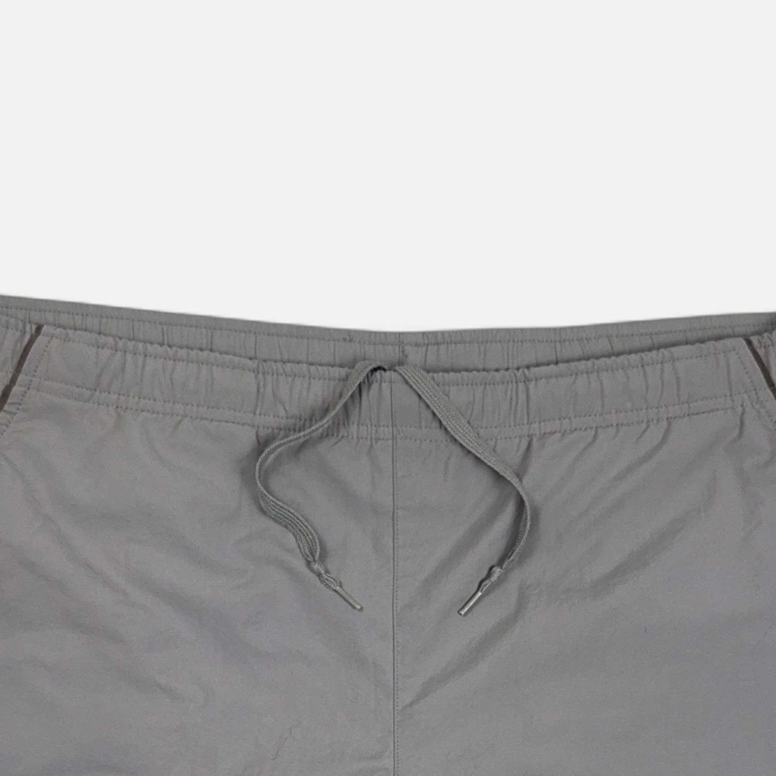 Vintage Nike Grey Shorts (M) detail