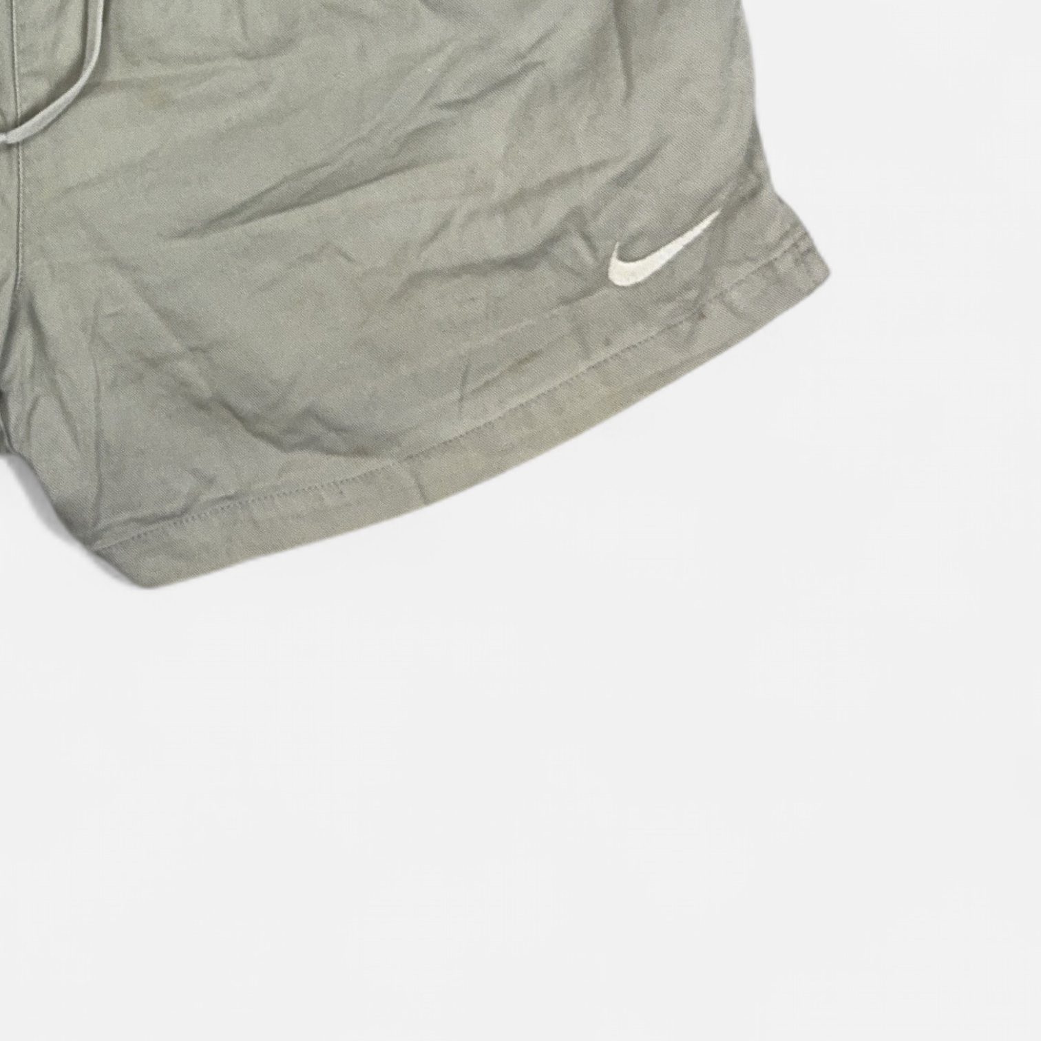 Vintage Nike Grey Shorts (M) detail