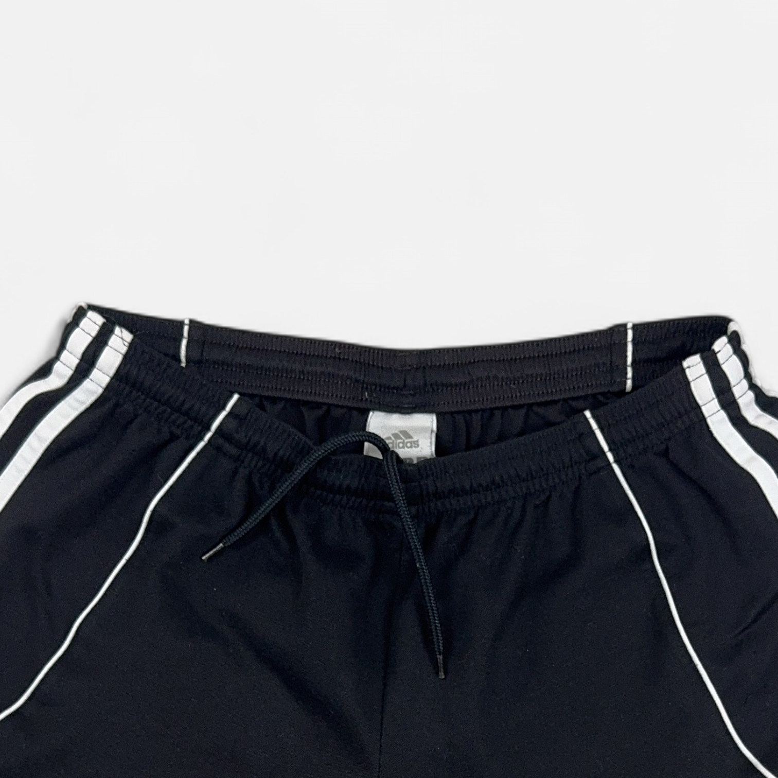 Vintage Adidas Black Shorts (M)