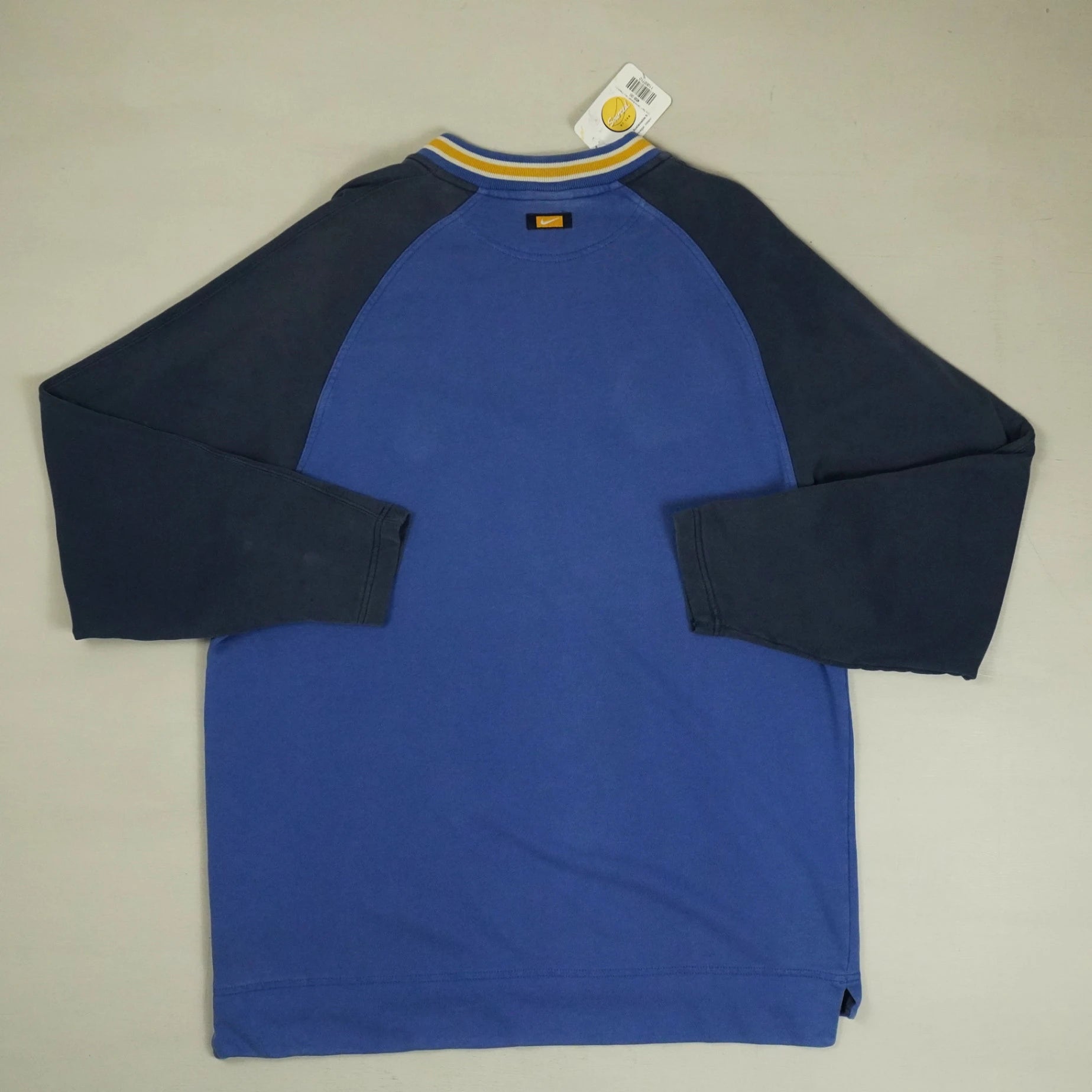 Vintage Nike Blue Top (XL)