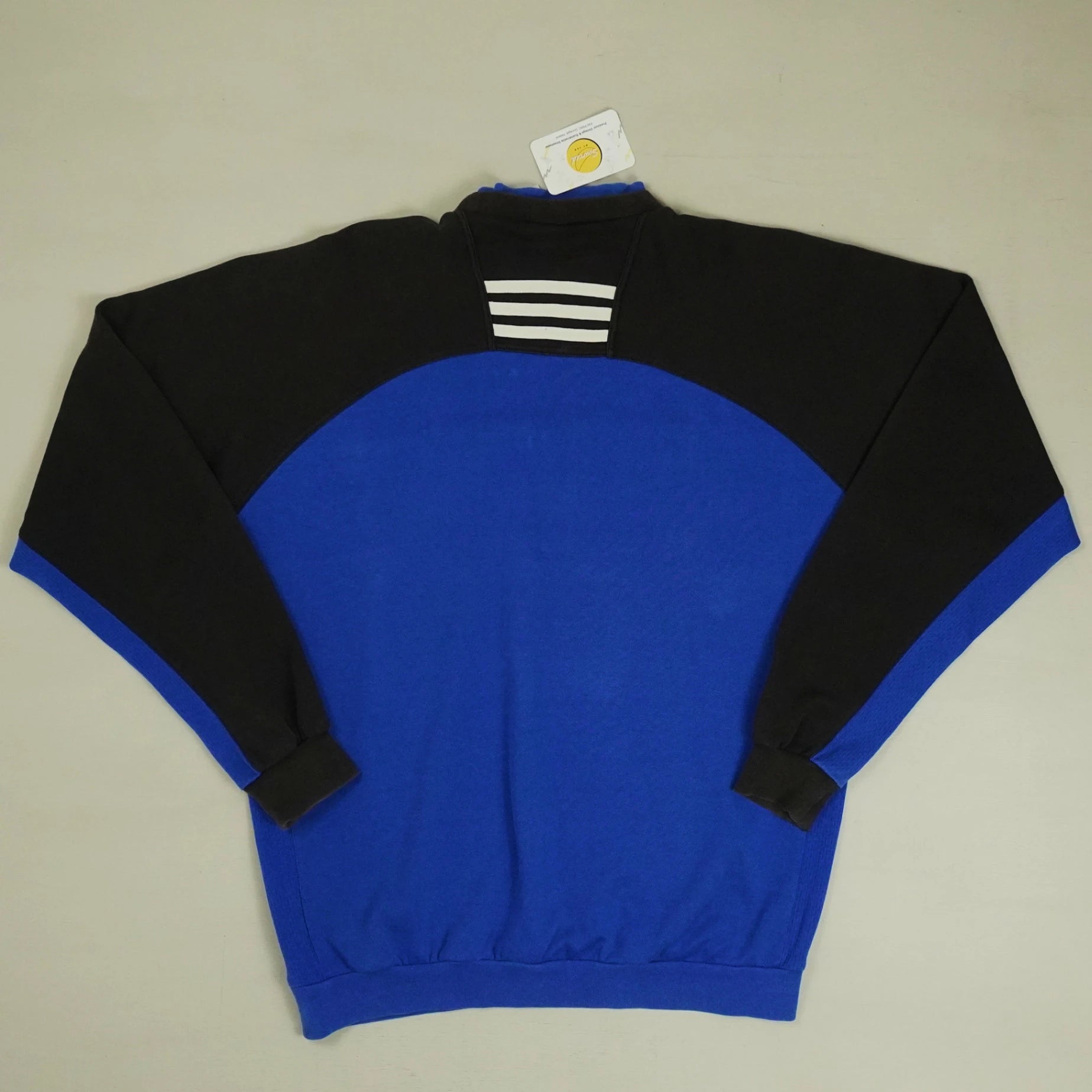 Vintage Adidas Black Sweater (L)