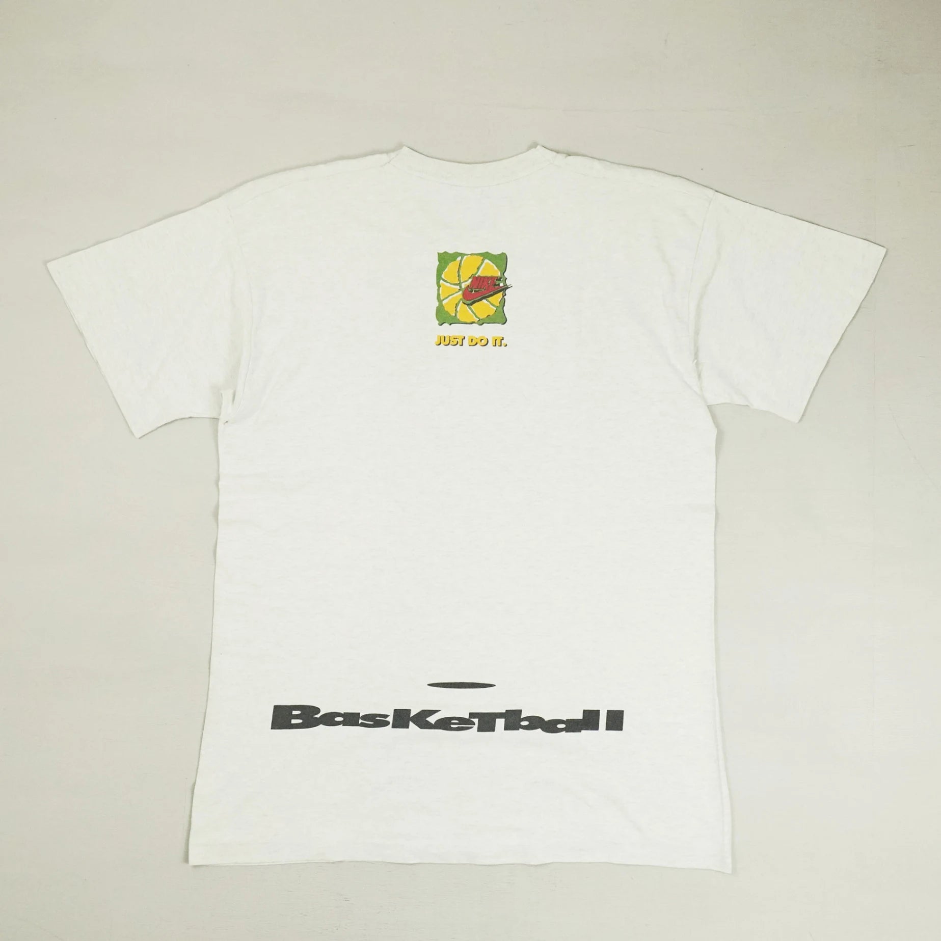 Vintage Nike White T-shirt (M)