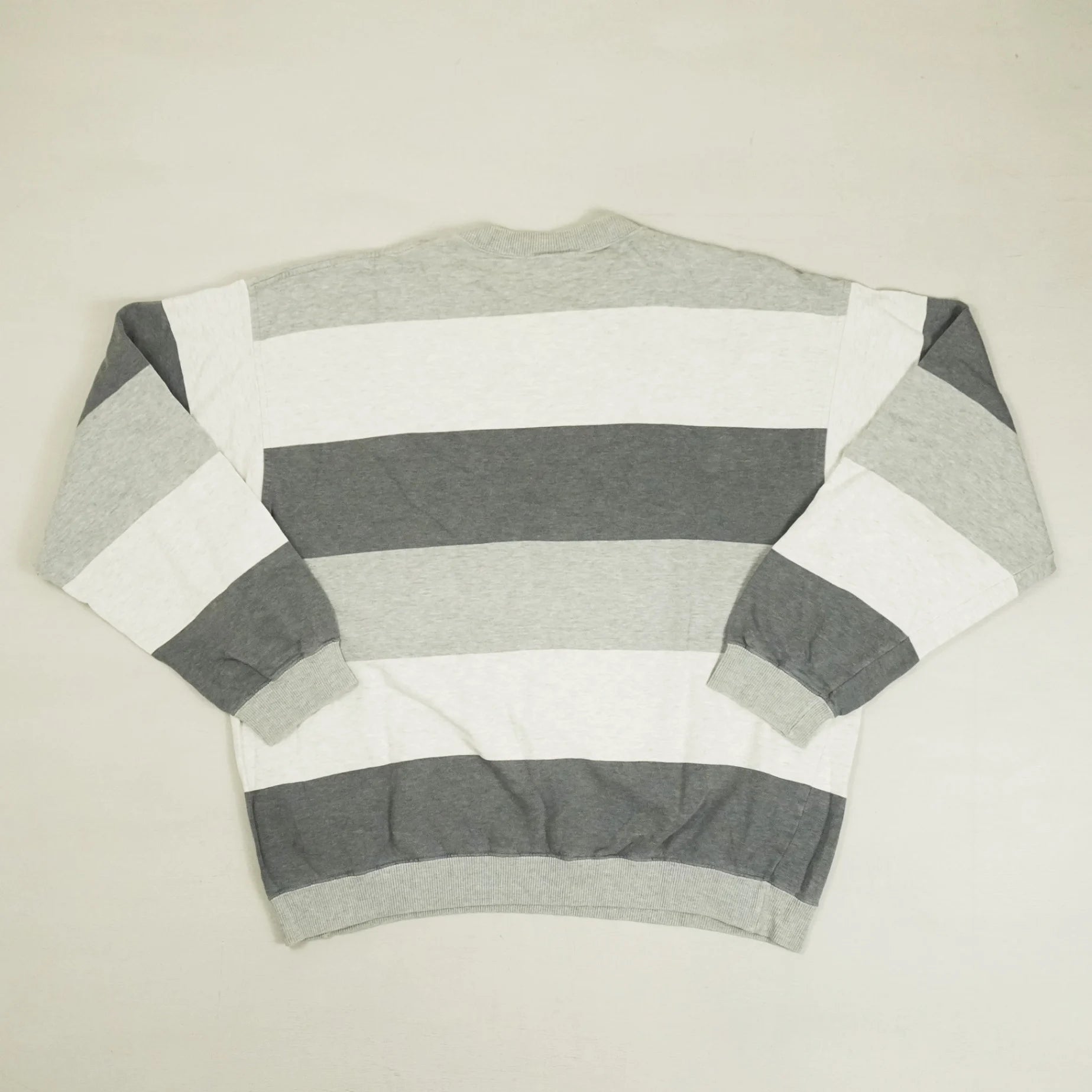 Vintage Lacoste Grey Sweater (XL)
