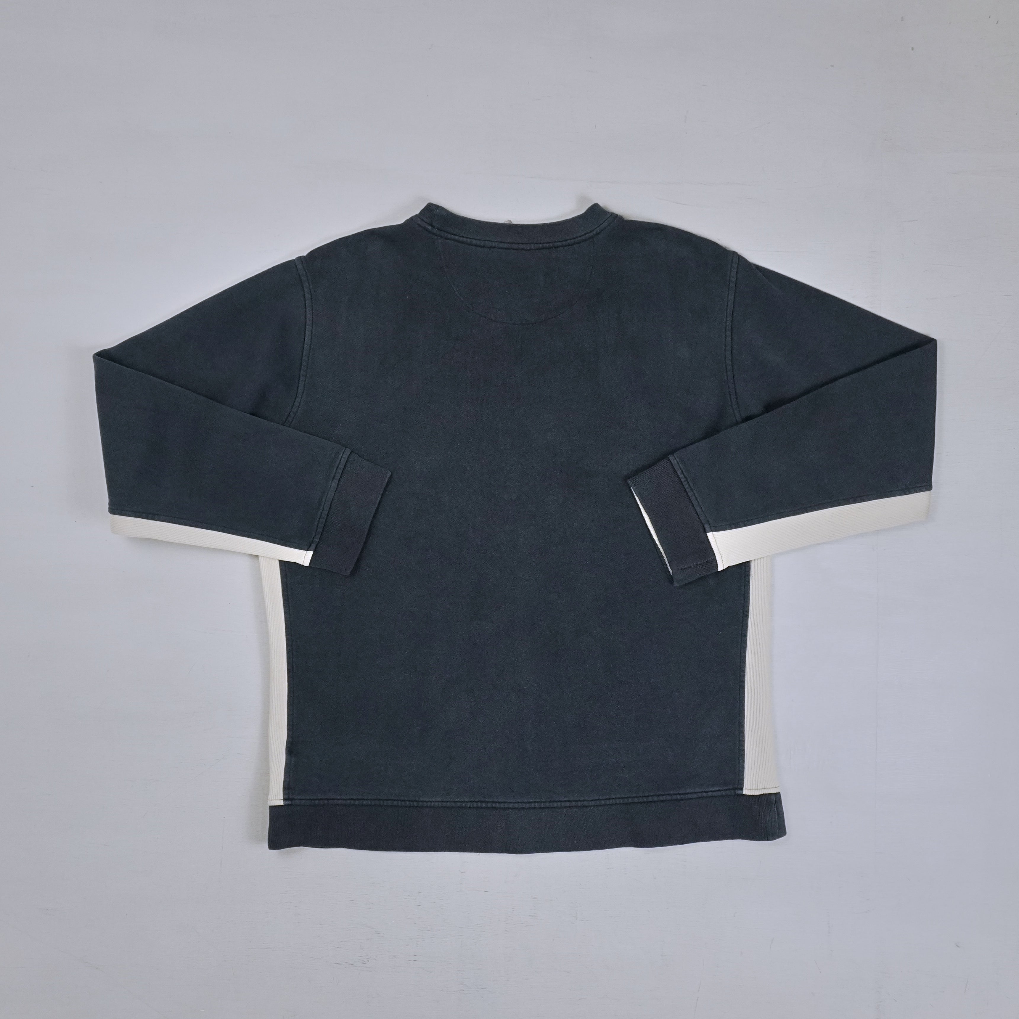 Vintage Nike Navy Sweatshirt (M)