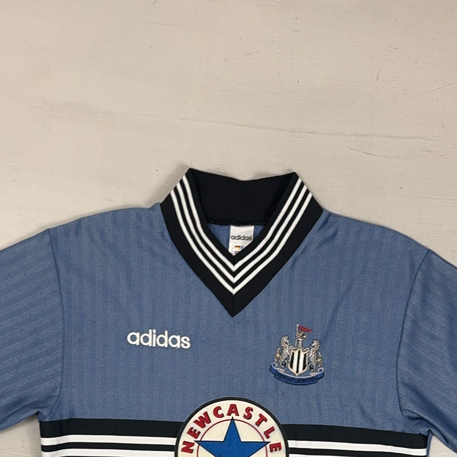 Newcastle 1995/1996 Adidas Home Jersey (M)