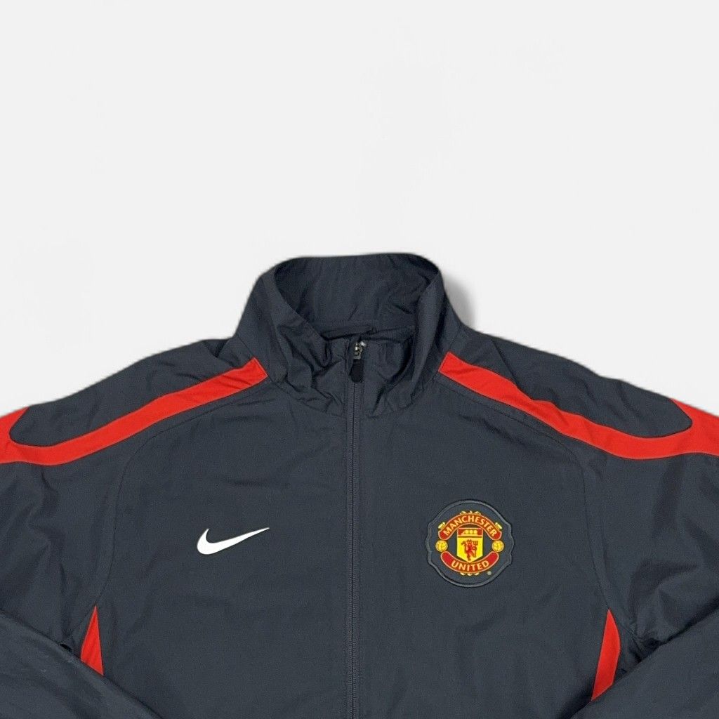 Vintage Nike Black Manchester United Jacket (L)