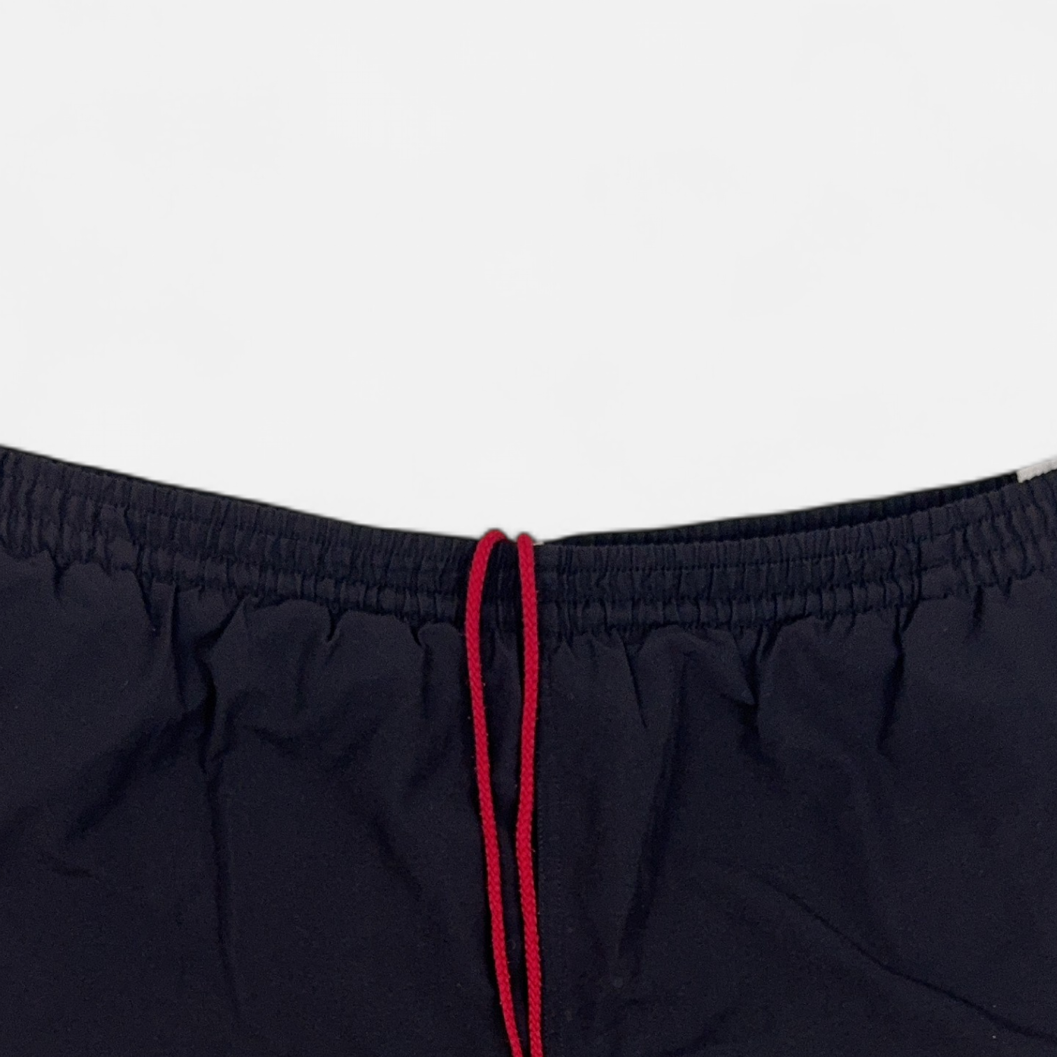 Vintage Adidas Black Shorts (L) detail