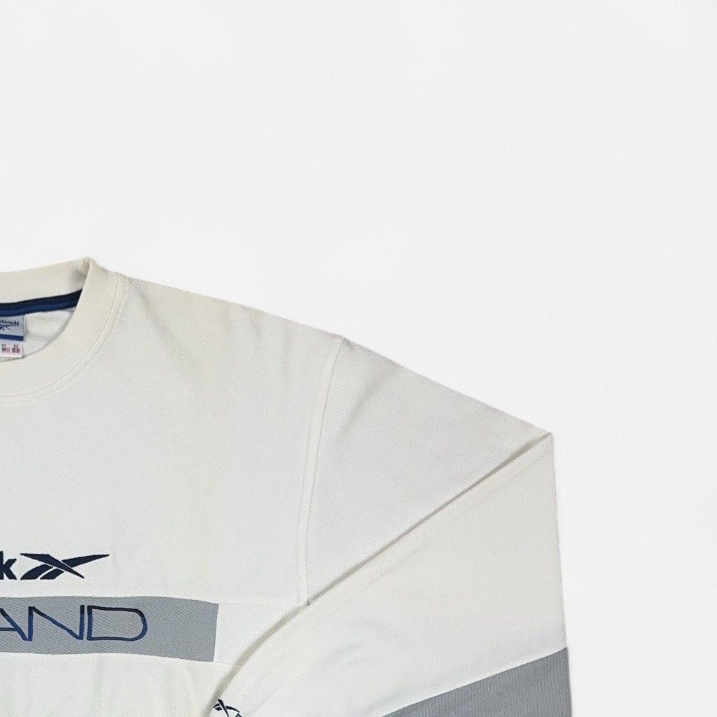 Vintage Reebok White Sweatshirt (M)