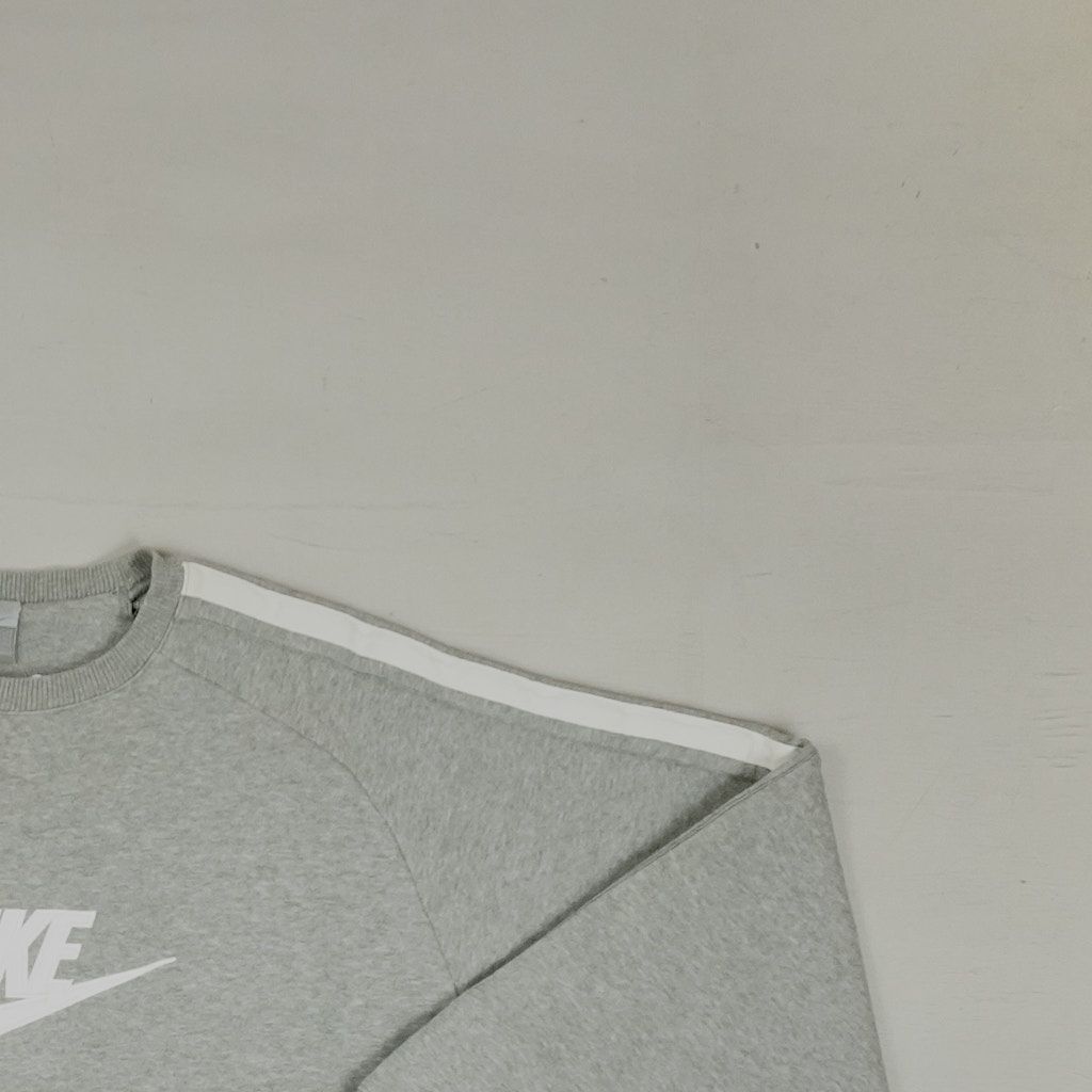 Vintage Nike Grey Sweatshirt (L)