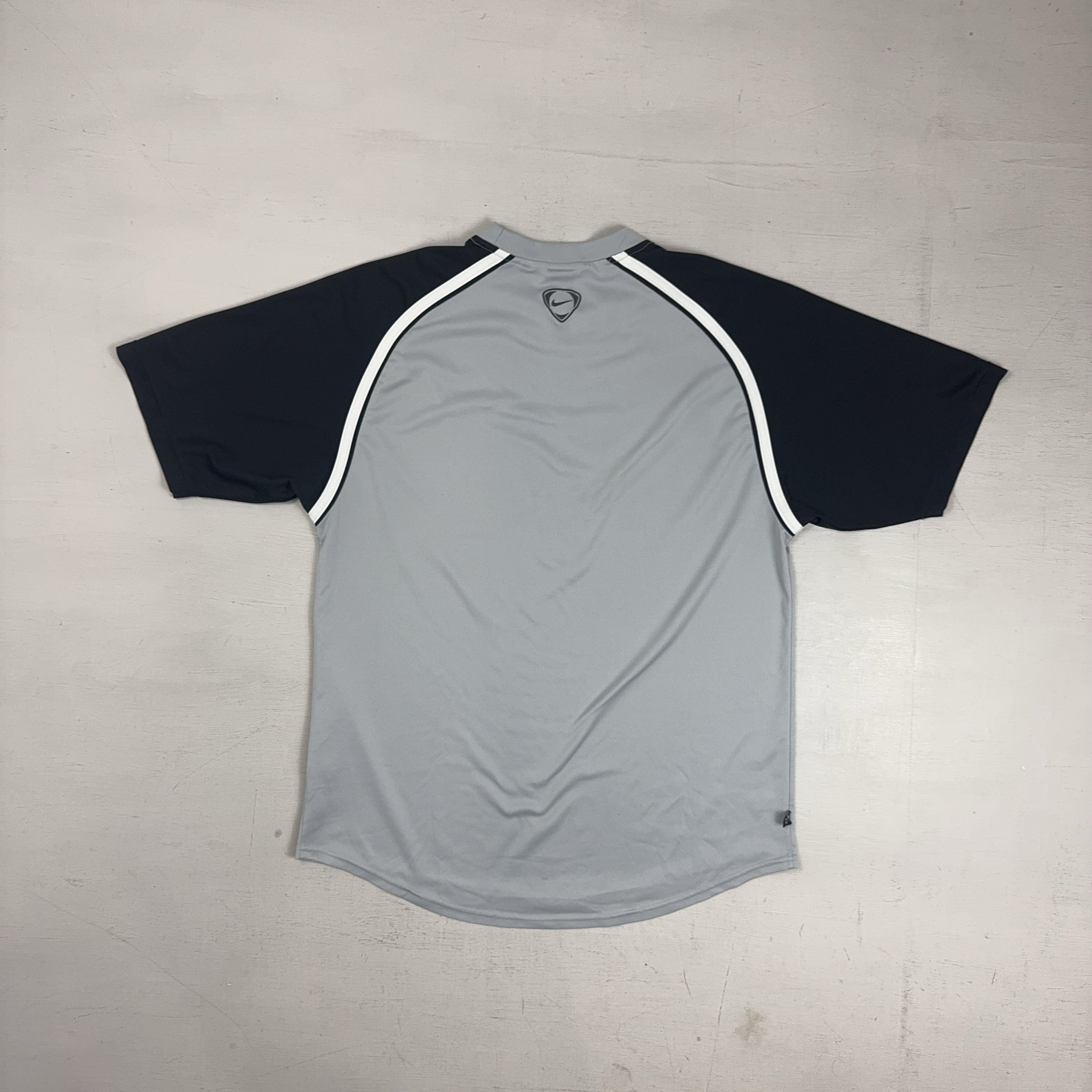 Vintage Nike Grey T-shirt (L)