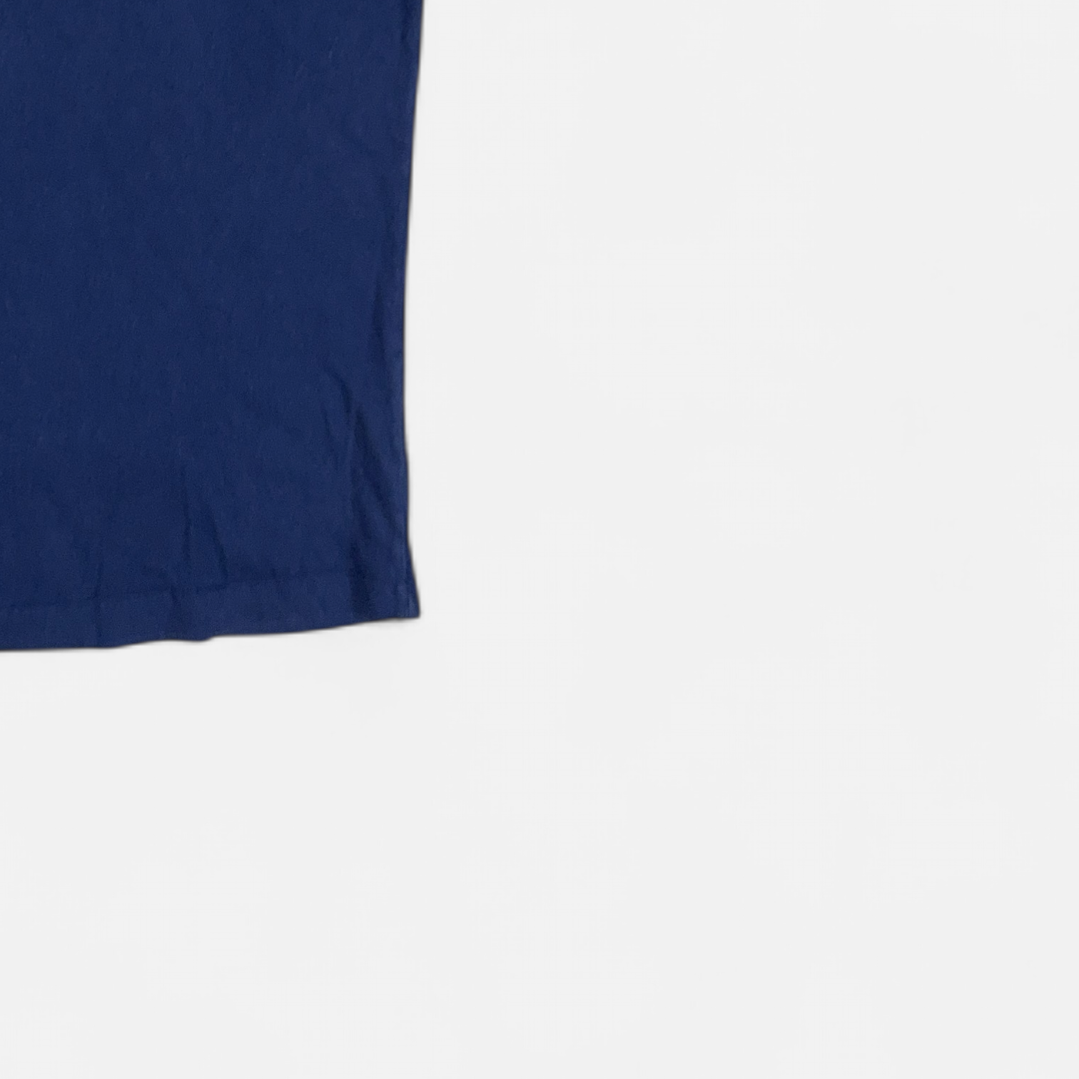 Vintage Nike Navy T-shirt (M) detail