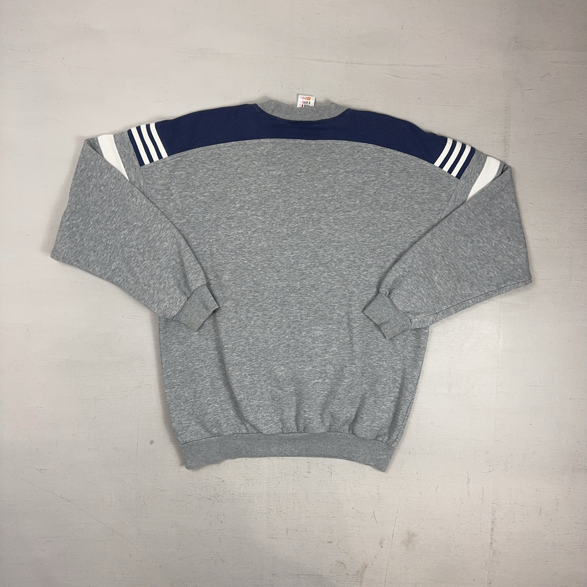 Vintage Adidas Grey Sweatshirt (M)