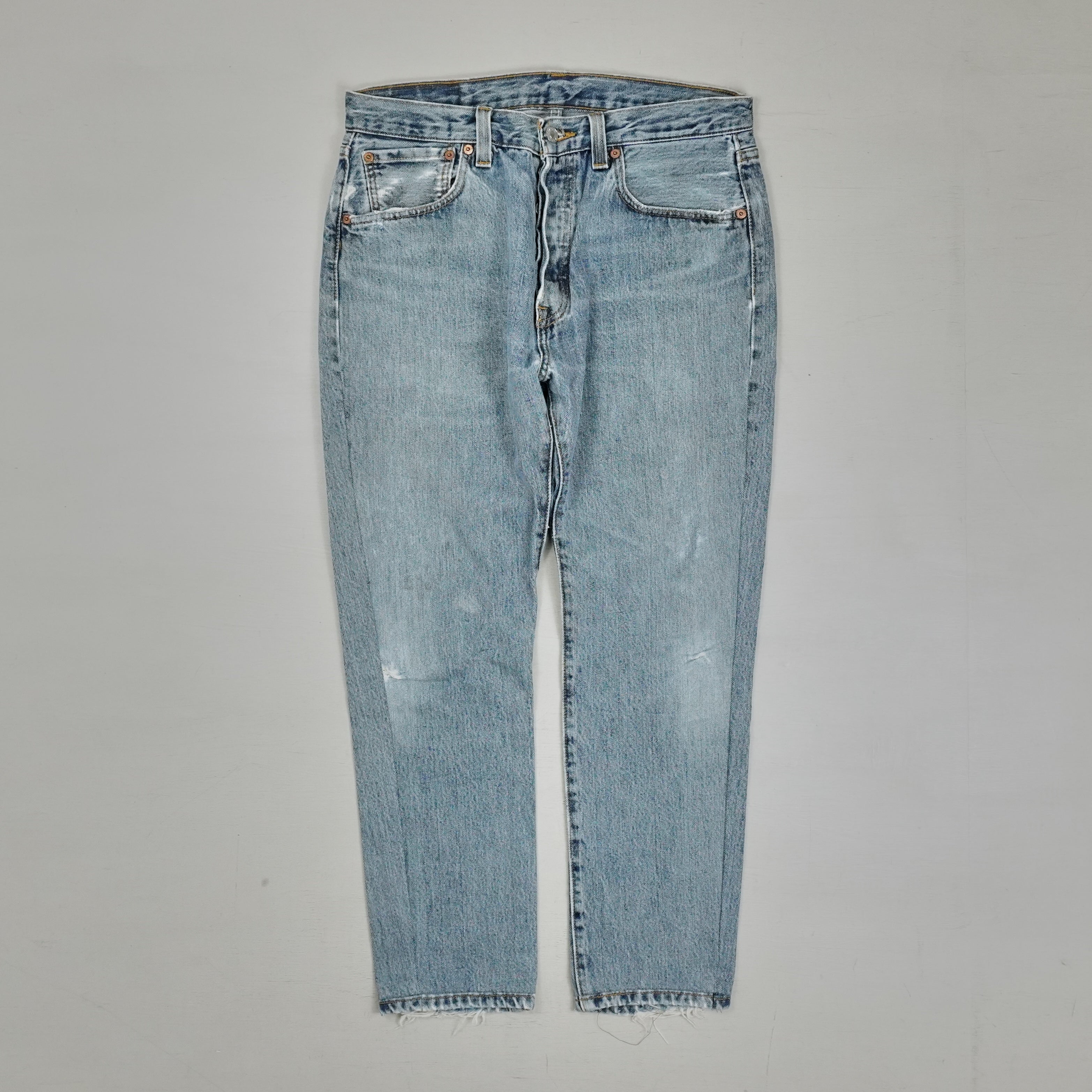 Vintage Levi's Blue Jeans (W32 L30)