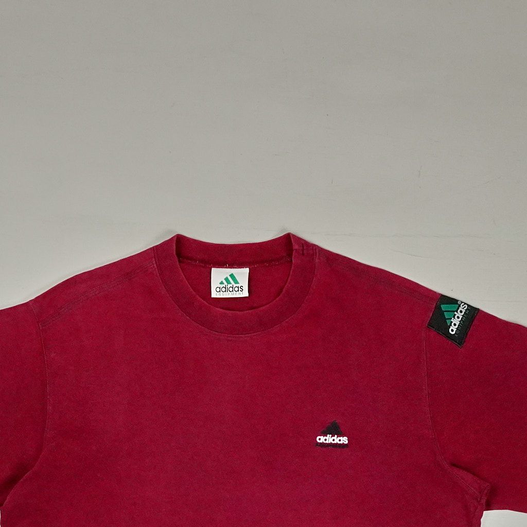 Vintage Adidas Red T-shirt (M)