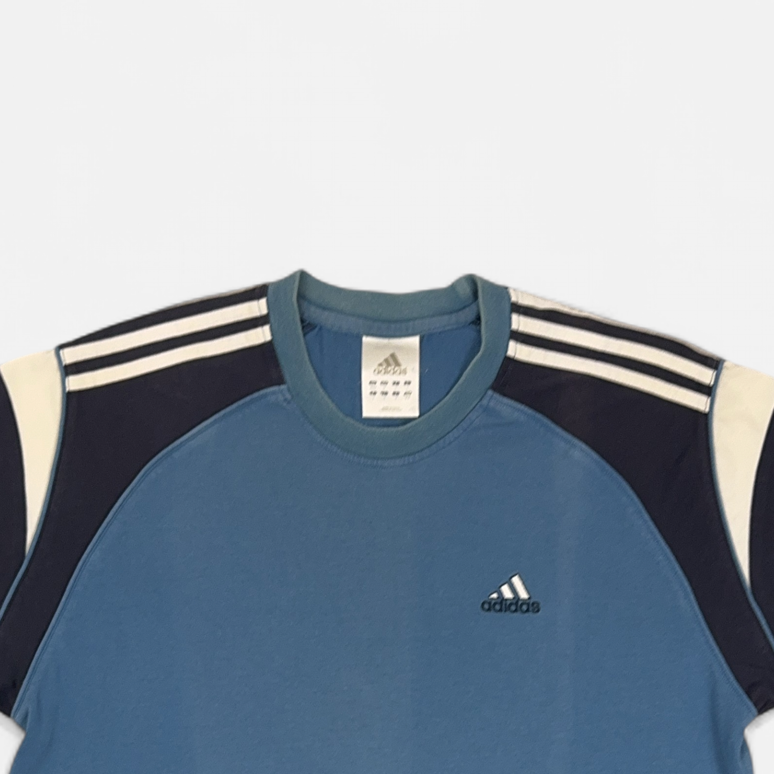 Vintage Adidas Blue T-shirt (M) detail