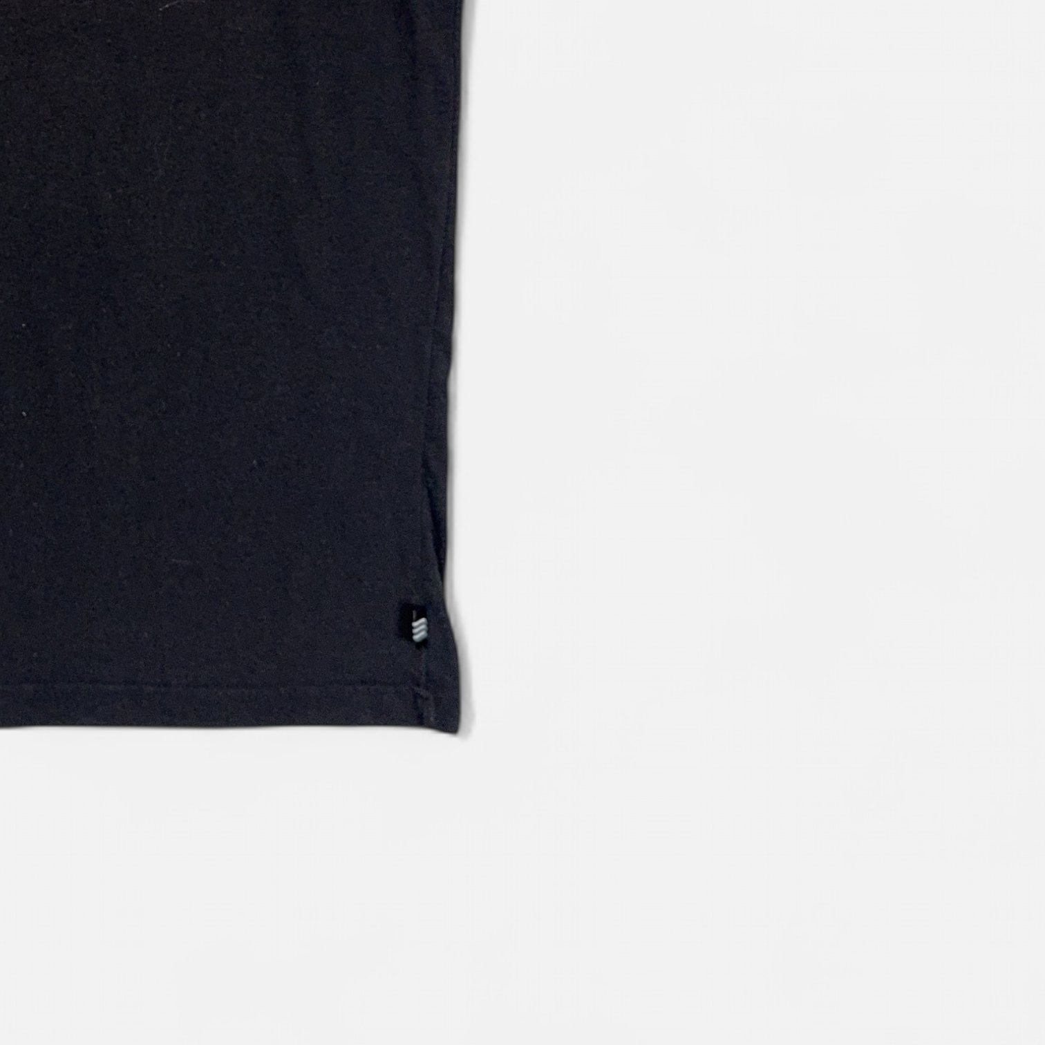 Vintage Adidas Black T-shirt (M) detail
