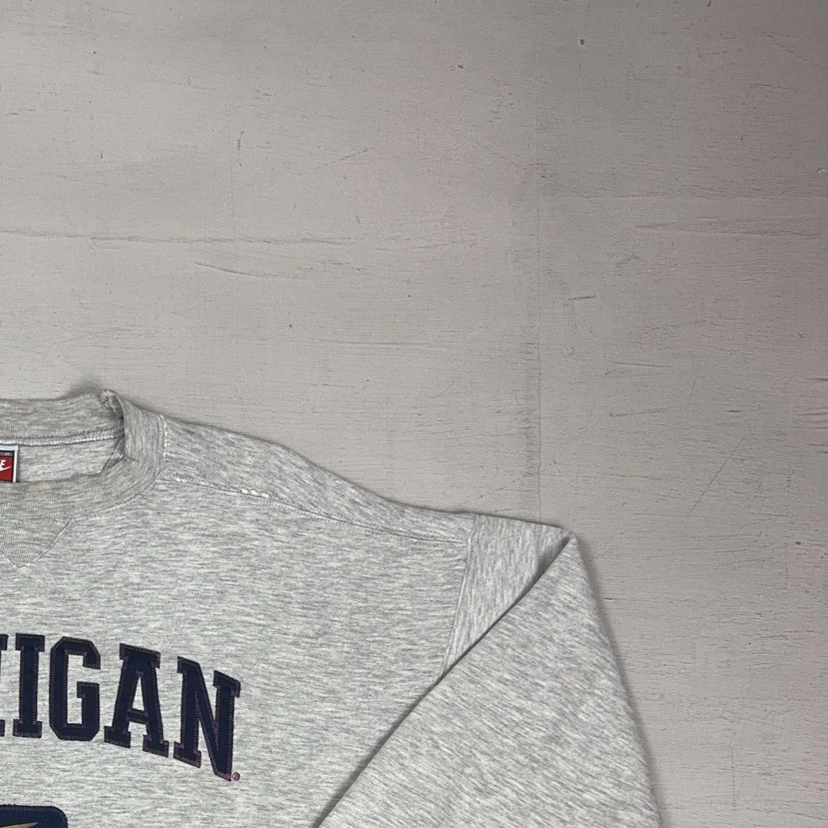 Vintage Nike Grey Michigan Sweatshirt (L)