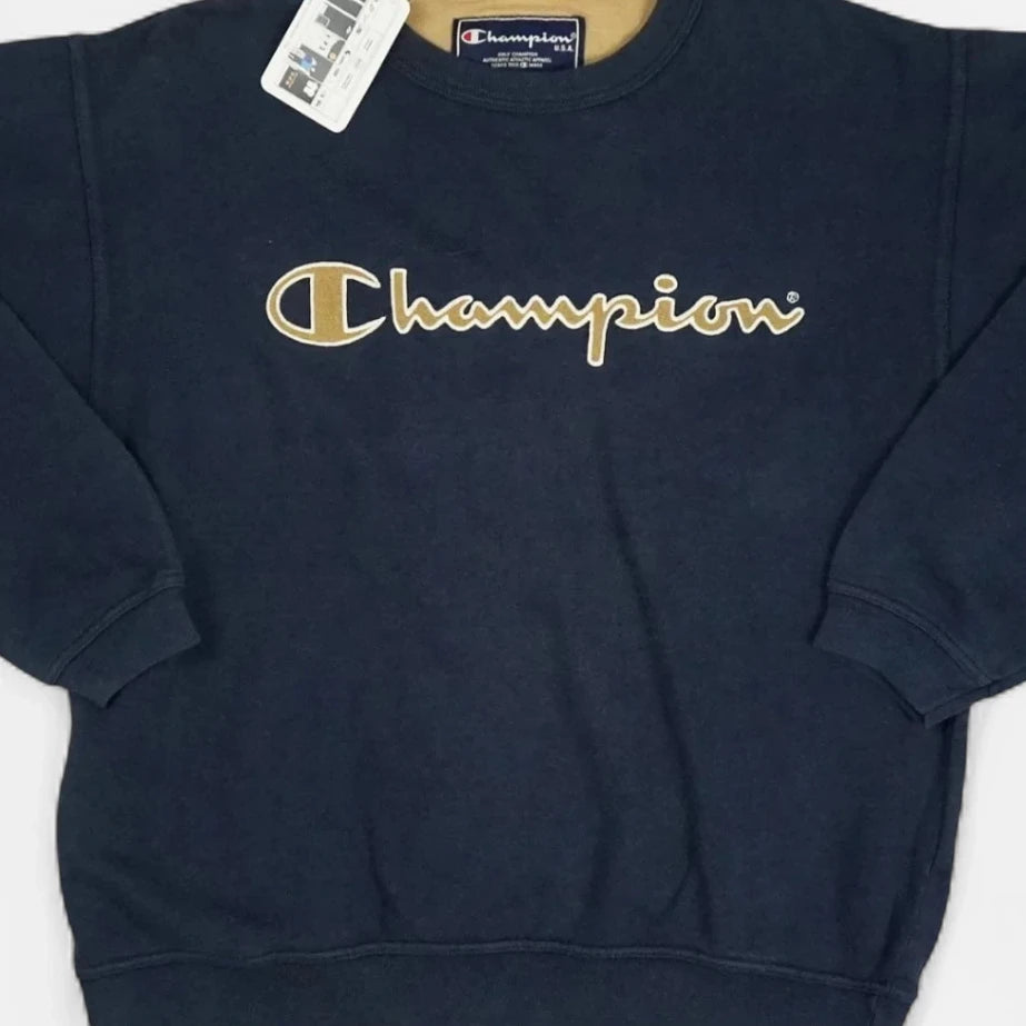 Vintage Champion Navy Sweatshirt (S)