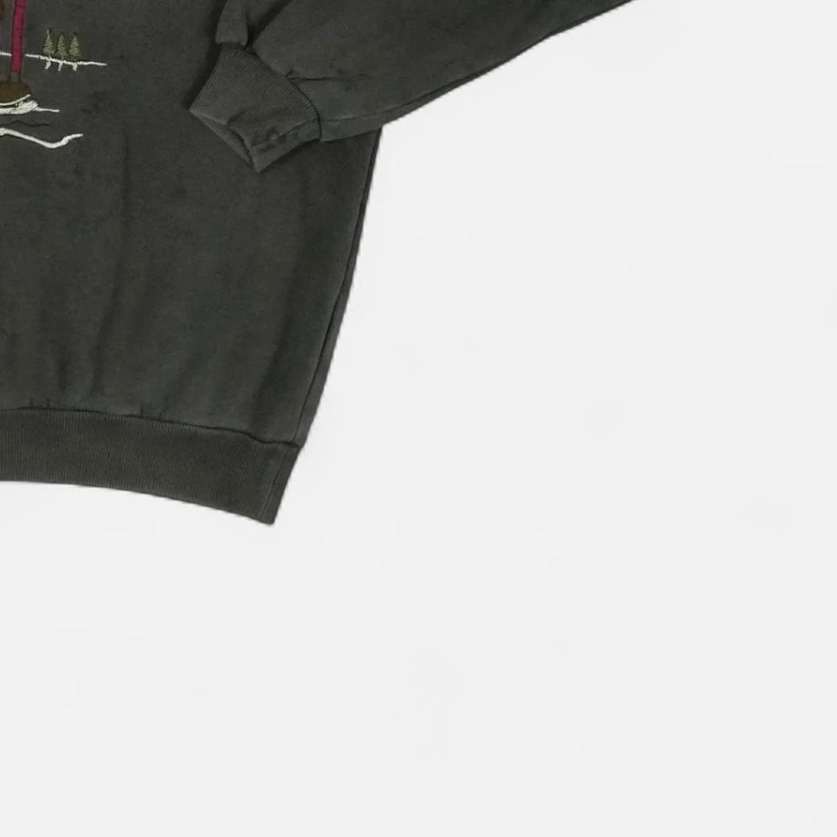 Vintage Grey Graphic Sweatshirt (M)
