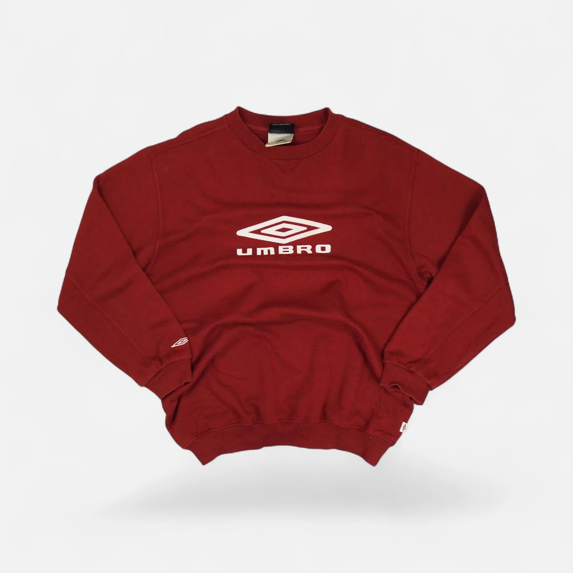 HTH×UMBRO crew sweat red Vintage Umbro Red Sweatshirt (L) – SourcedBySab