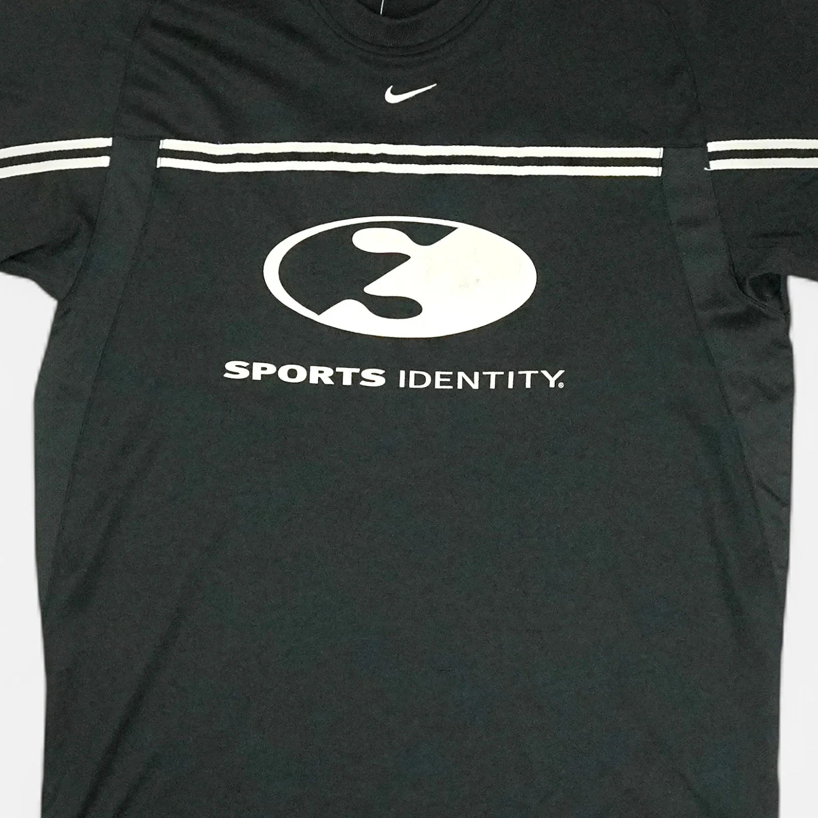 Vintage Nike Black T-shirt (L)